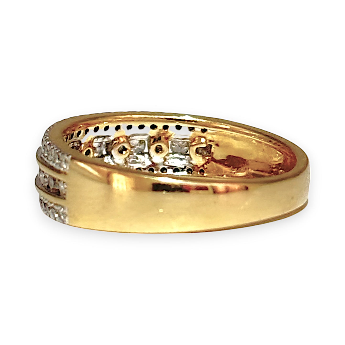 18ct Gold 3 Channel 0.50ct Diamond Set Ring Valuation $4,050. R # 210