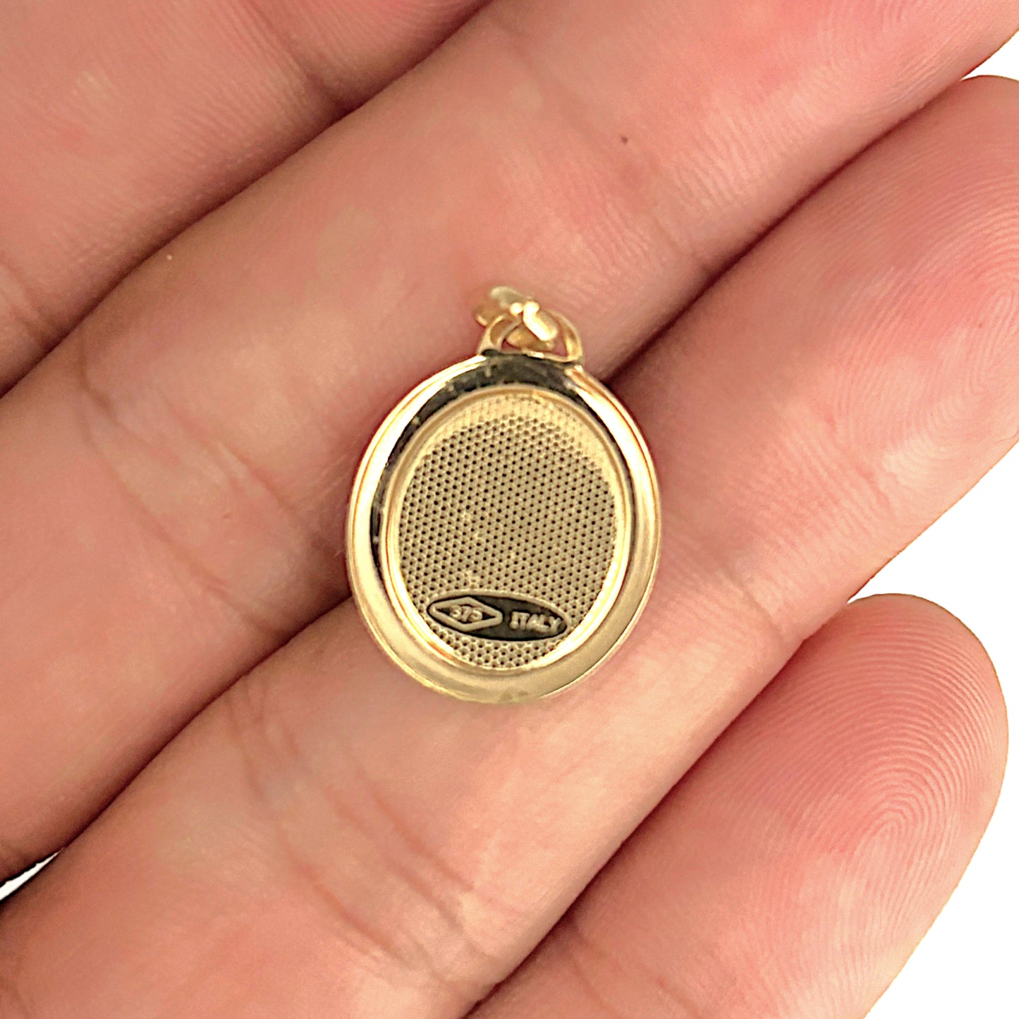 GOLD DEAL | 9kt Gold Saintly Tribute – Mary MacKillop Pendant