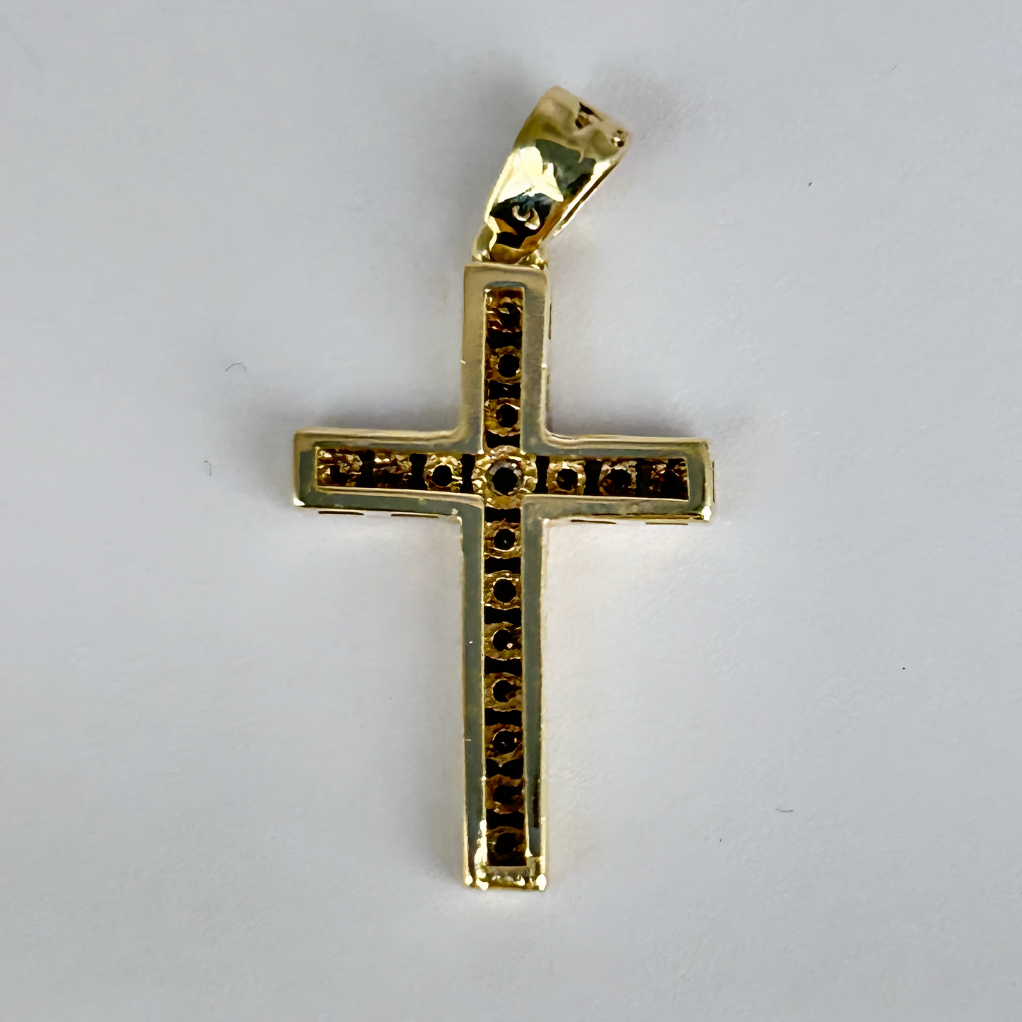 GOLD DEAL | 9kt Gold Refurbished Grace in Light Corss Pendant