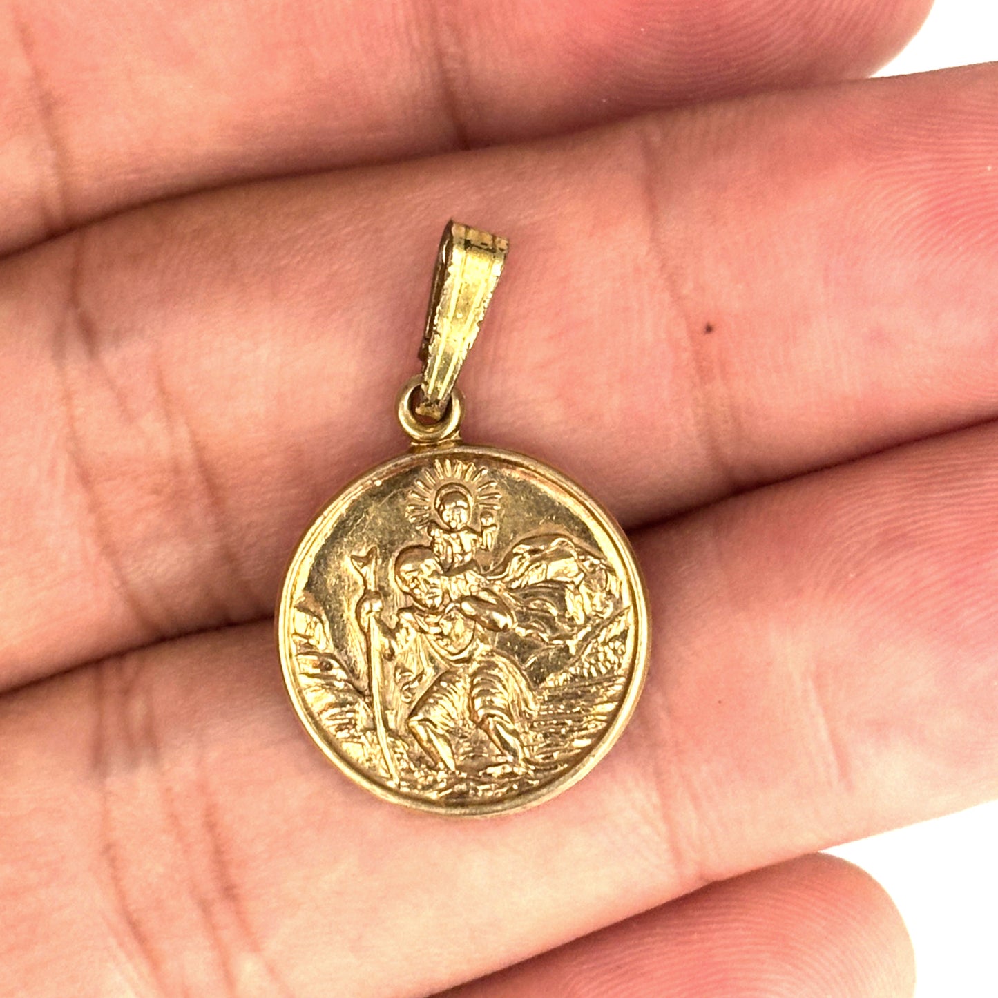 NZGD | 9ct Gold Saint Christopher Medallion Pendant
