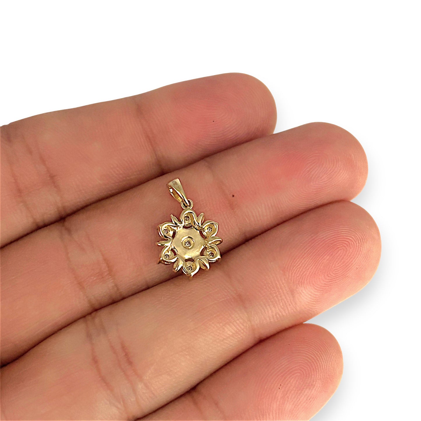 XMAS DEAL | 9kt Gold Brillia Pendant with Diamonds