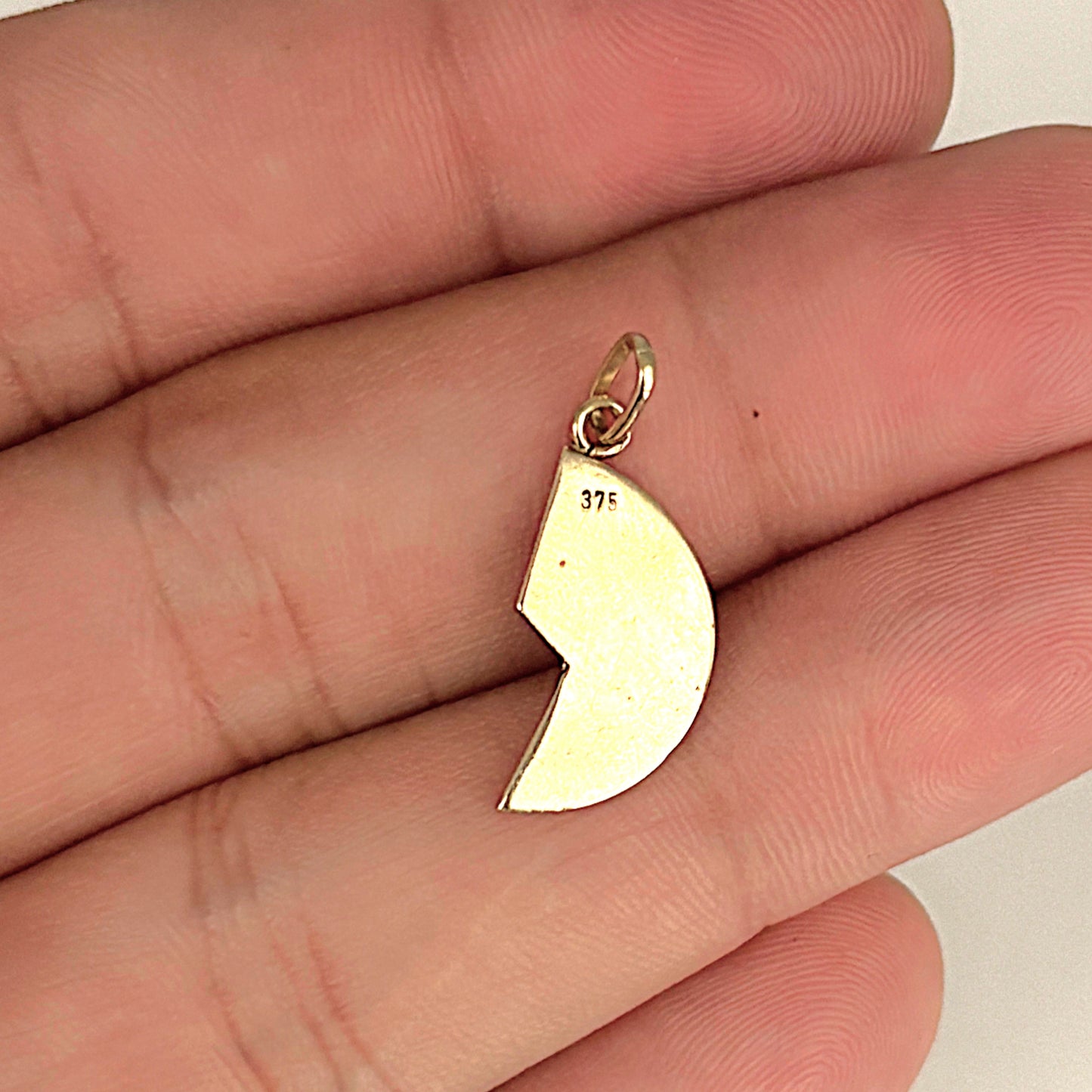 GOLD DEAL | 9kt Gold Vintage Celestial Keepsake Pendant