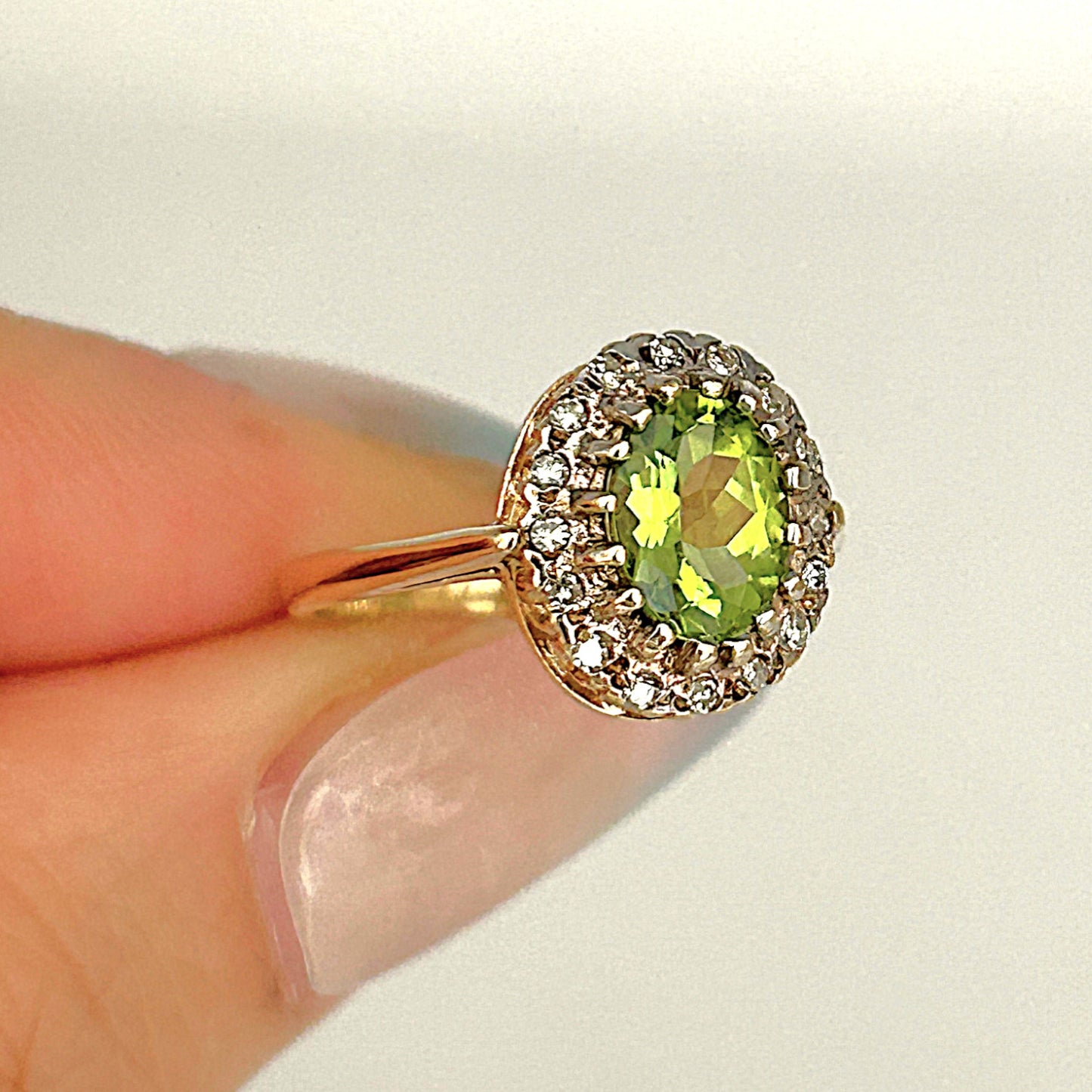 GOLD DEAL | 9kt Gold Halo of Eden Peridot Ring Valuation $2,100