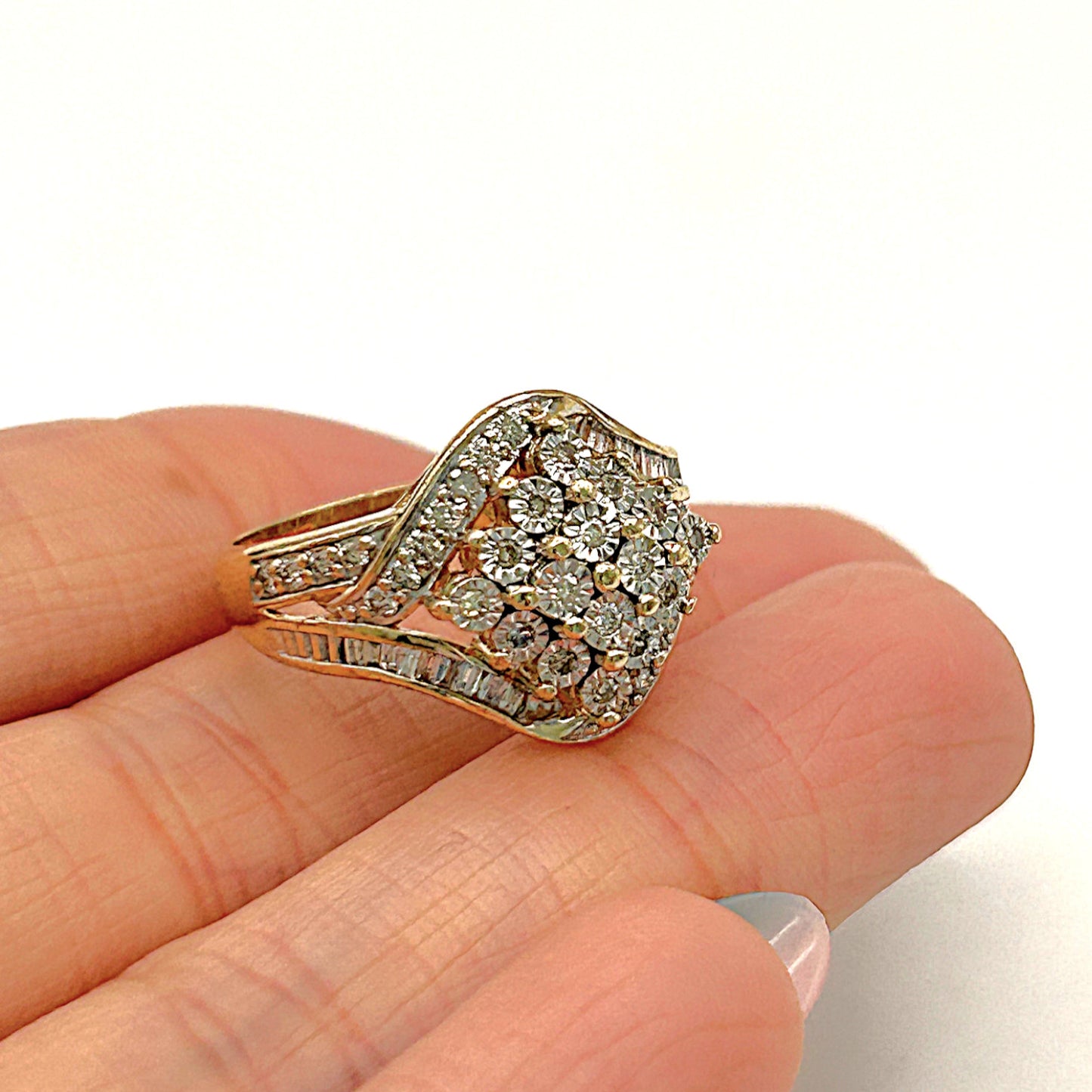 GOLD DEAL | 9kt Gold PROUNDS Radiance Cluster Ring Valuation $2,700
