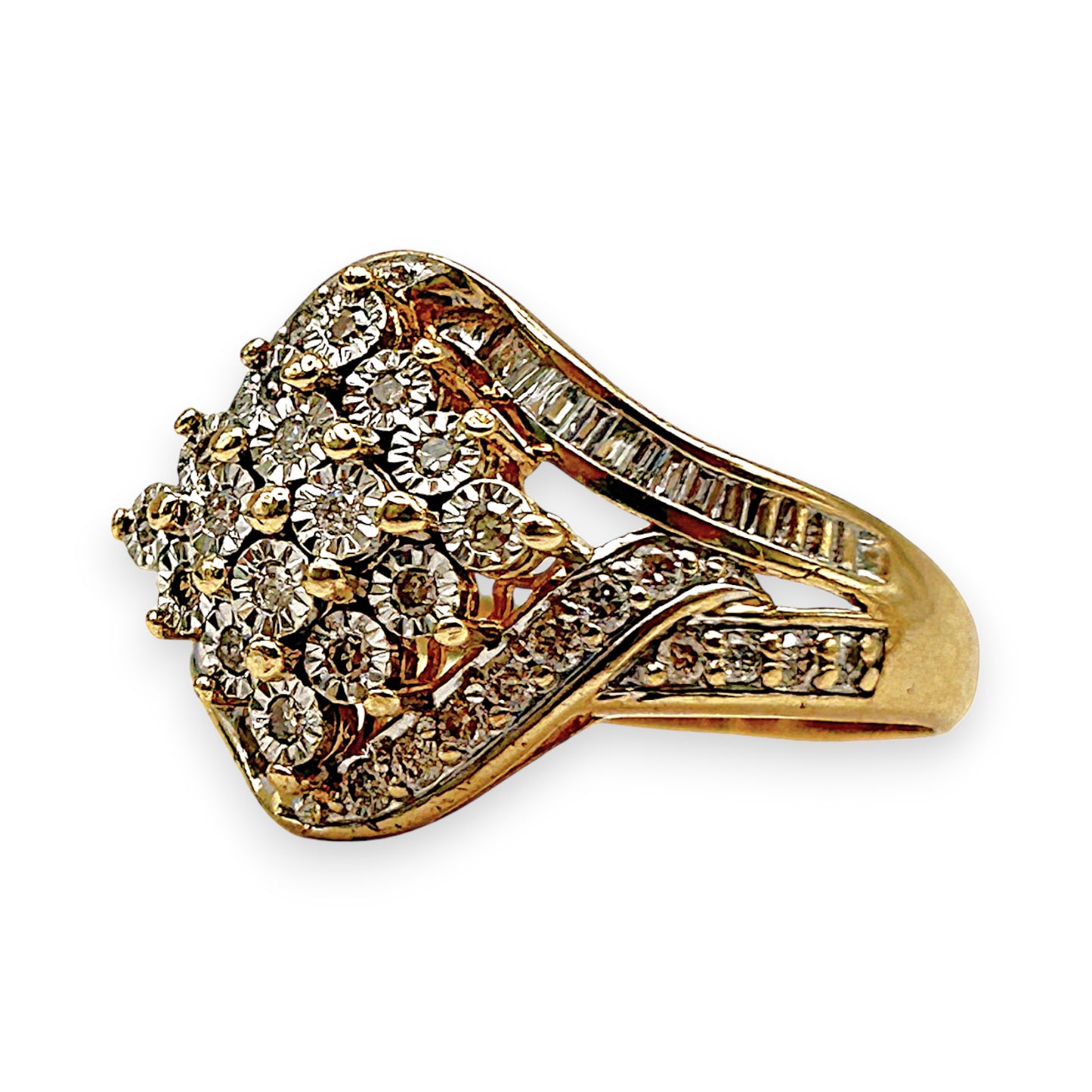 GOLD DEAL | 9kt Gold PROUNDS Radiance Cluster Ring Valuation $2,700