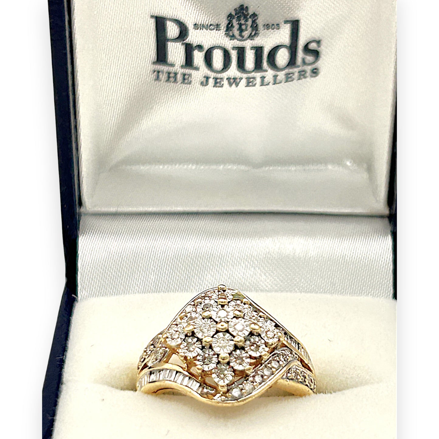 GOLD DEAL | 9kt Gold PROUNDS Radiance Cluster Ring Valuation $2,700