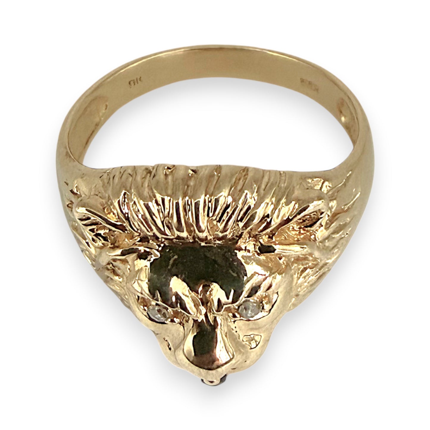 NZGD |  9ct Gold Lionheart Sovereign Ring Size T