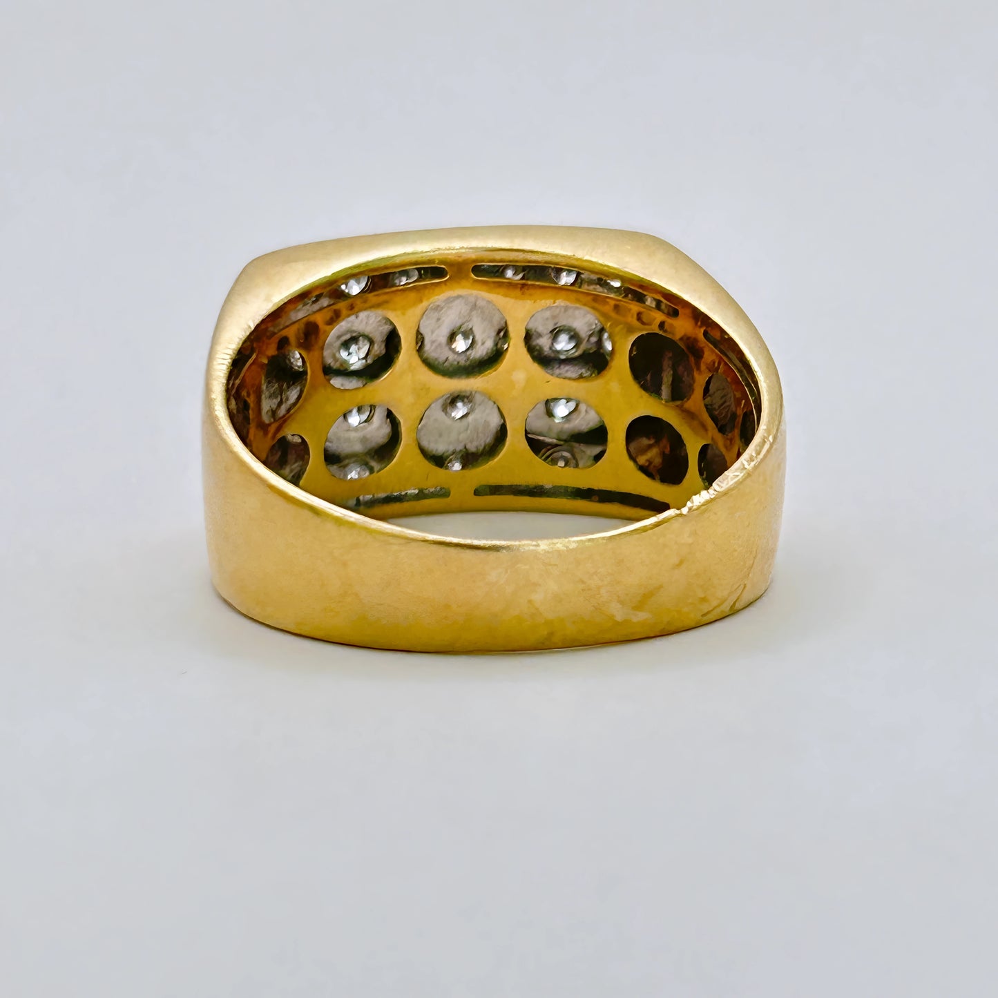 GOLD DEAL | 9kt Gold Radiance Signet Ring with Diamonds TDW 0.85ct.Valuation $4,000