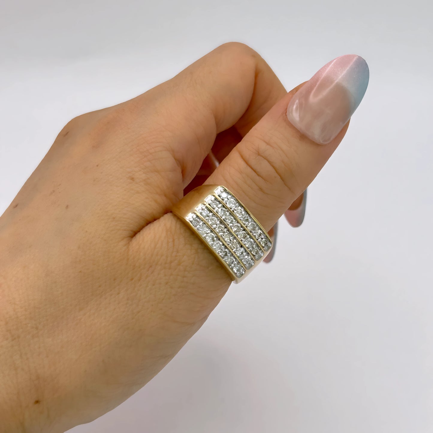 GOLD DEAL | 9kt Gold Radiance Signet Ring with Diamonds TDW 0.85ct.Valuation $4,000