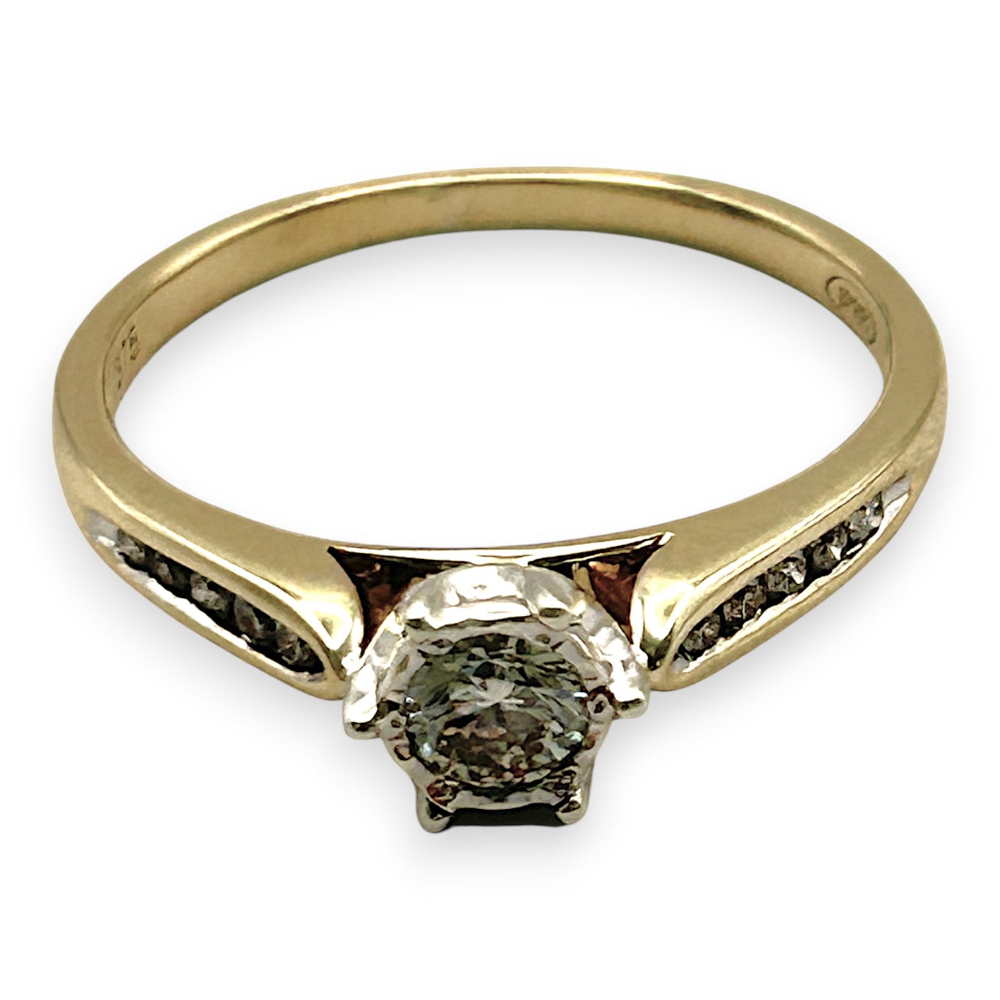 NZGD | 9ct Gold Timeless Radiance Solitaire Ring Valuation $1,700