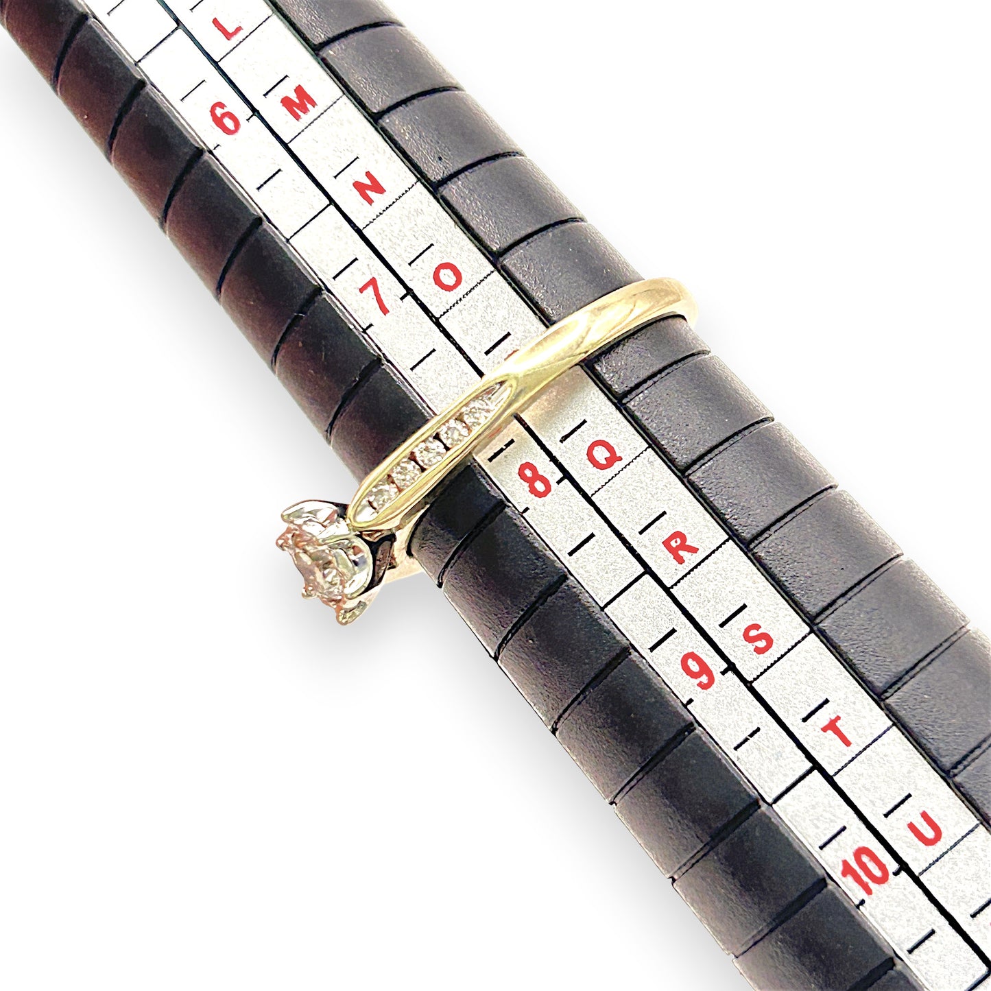NZGD | 9ct Gold Timeless Radiance Solitaire Ring Valuation $1,700