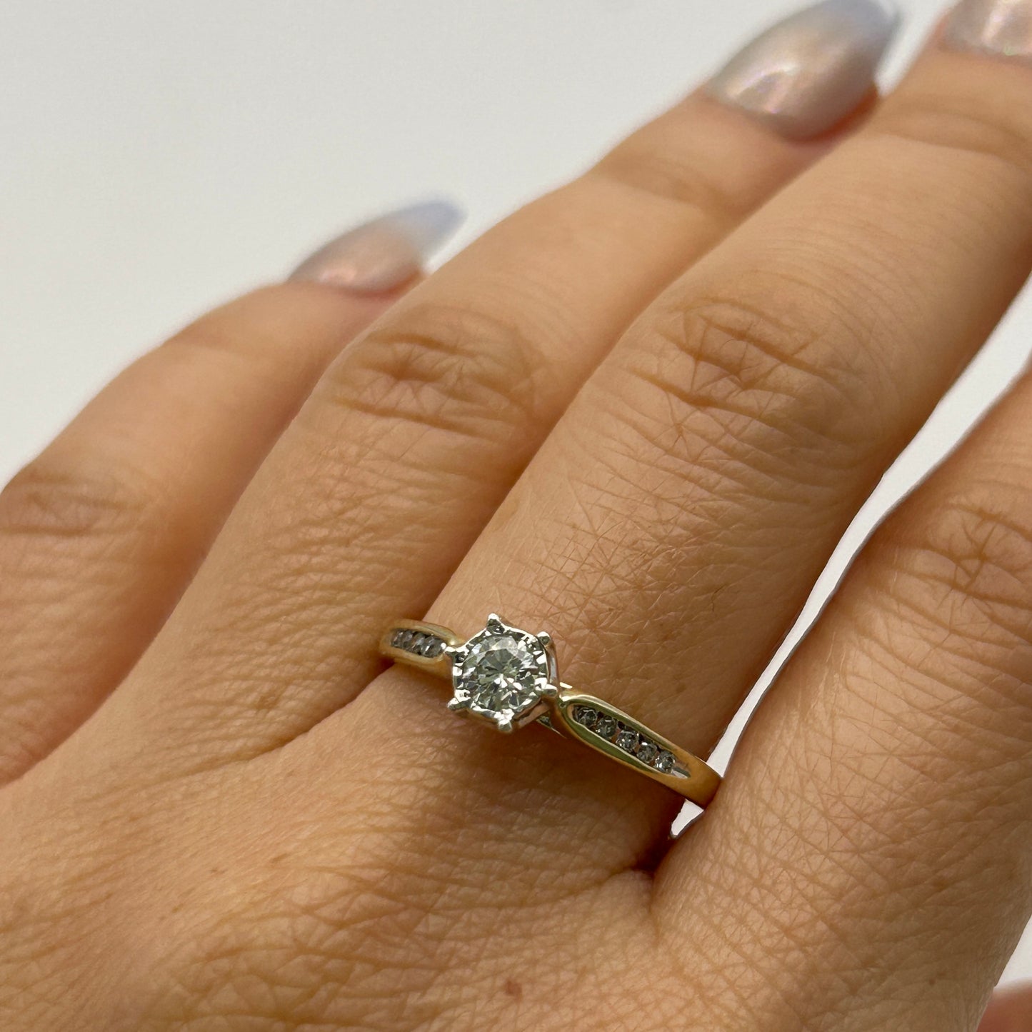 NZGD | 9ct Gold Timeless Radiance Solitaire Ring Valuation $1,700