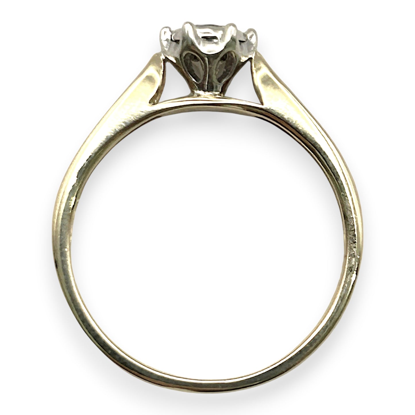 NZGD | 9ct Gold Timeless Radiance Solitaire Ring Valuation $1,700