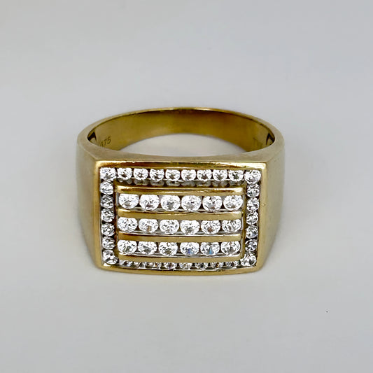 XMAS DEAL | 9kt Gold Refurbished Brilliance Signet Ring Valuation $2,900