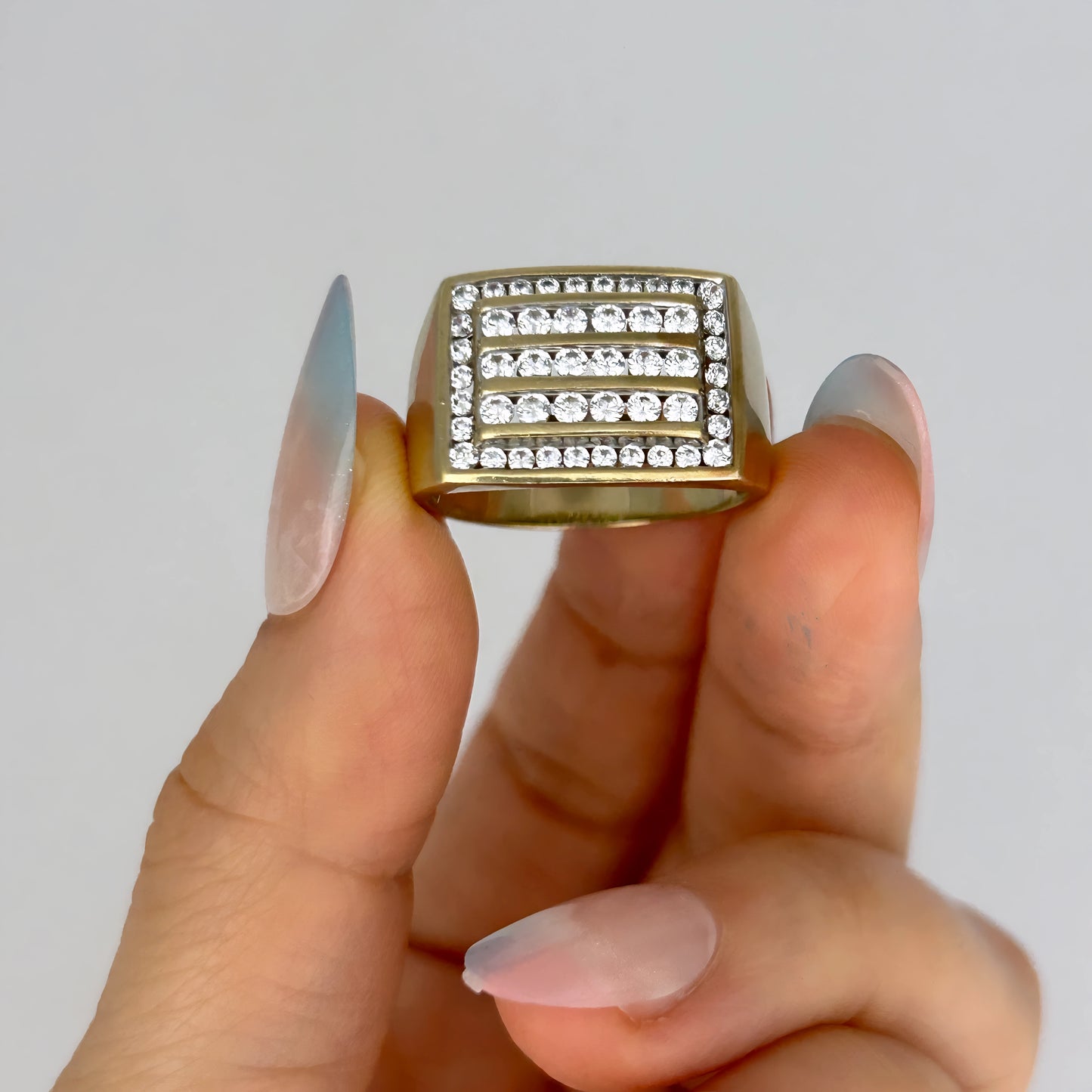 NZGD | 9ct Gold Refurbished Brilliance Signet Ring Valuation $2,900