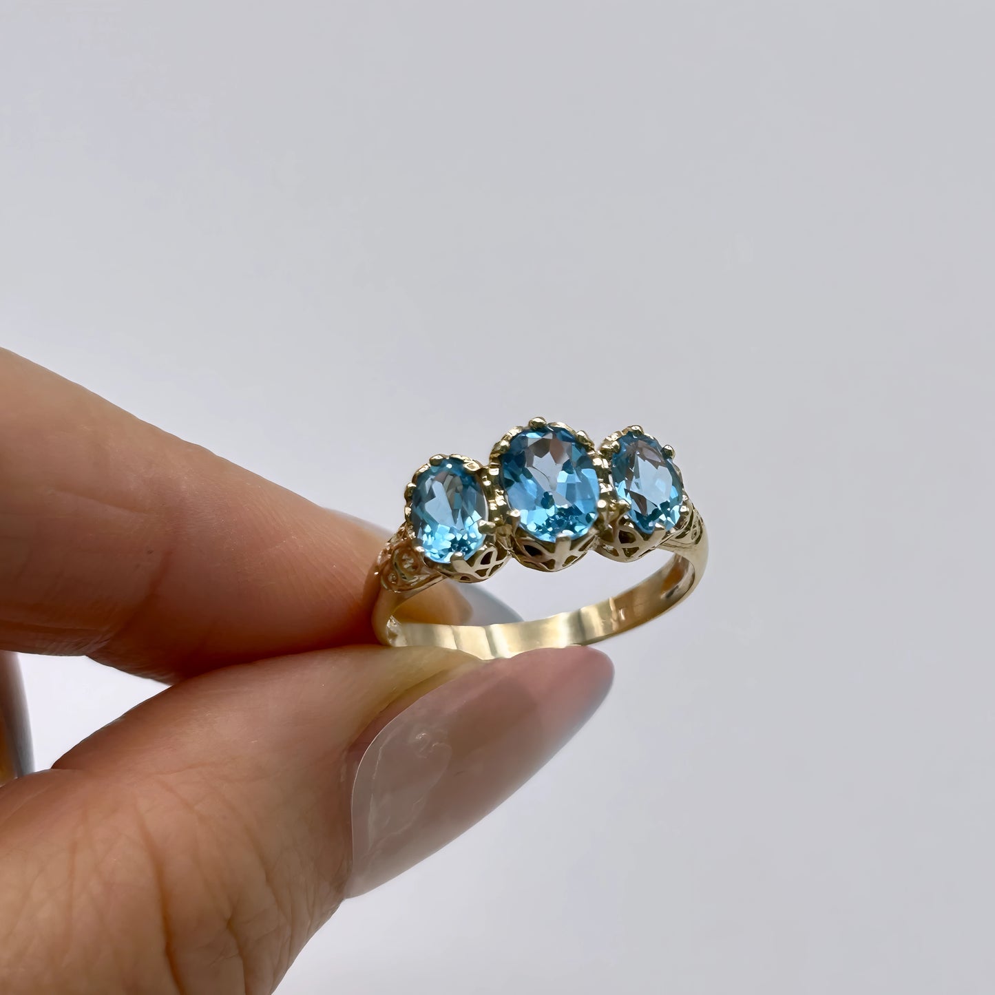 GOLD DEAL | 9kt Gold Celestial Topaz Serenade Ring-Refurbished
