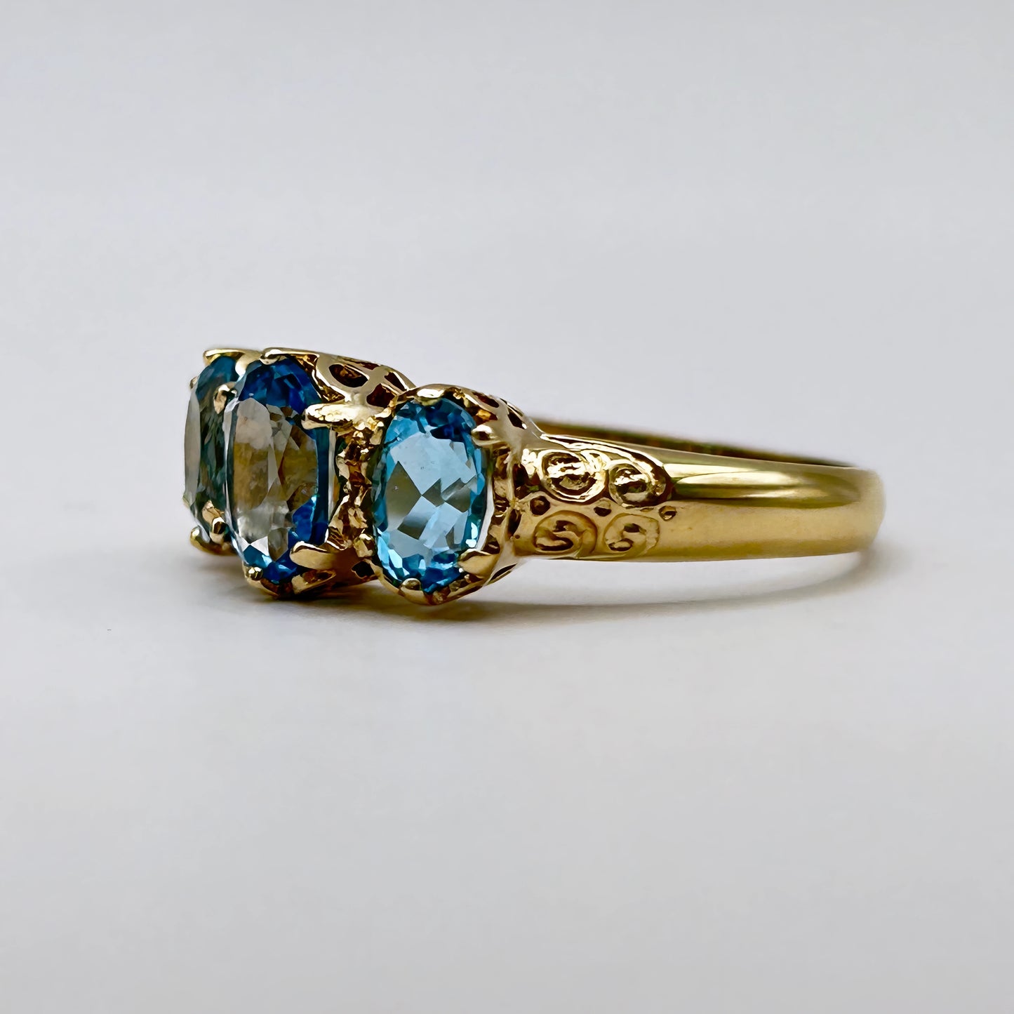 GOLD DEAL | 9kt Gold Celestial Topaz Serenade Ring-Refurbished
