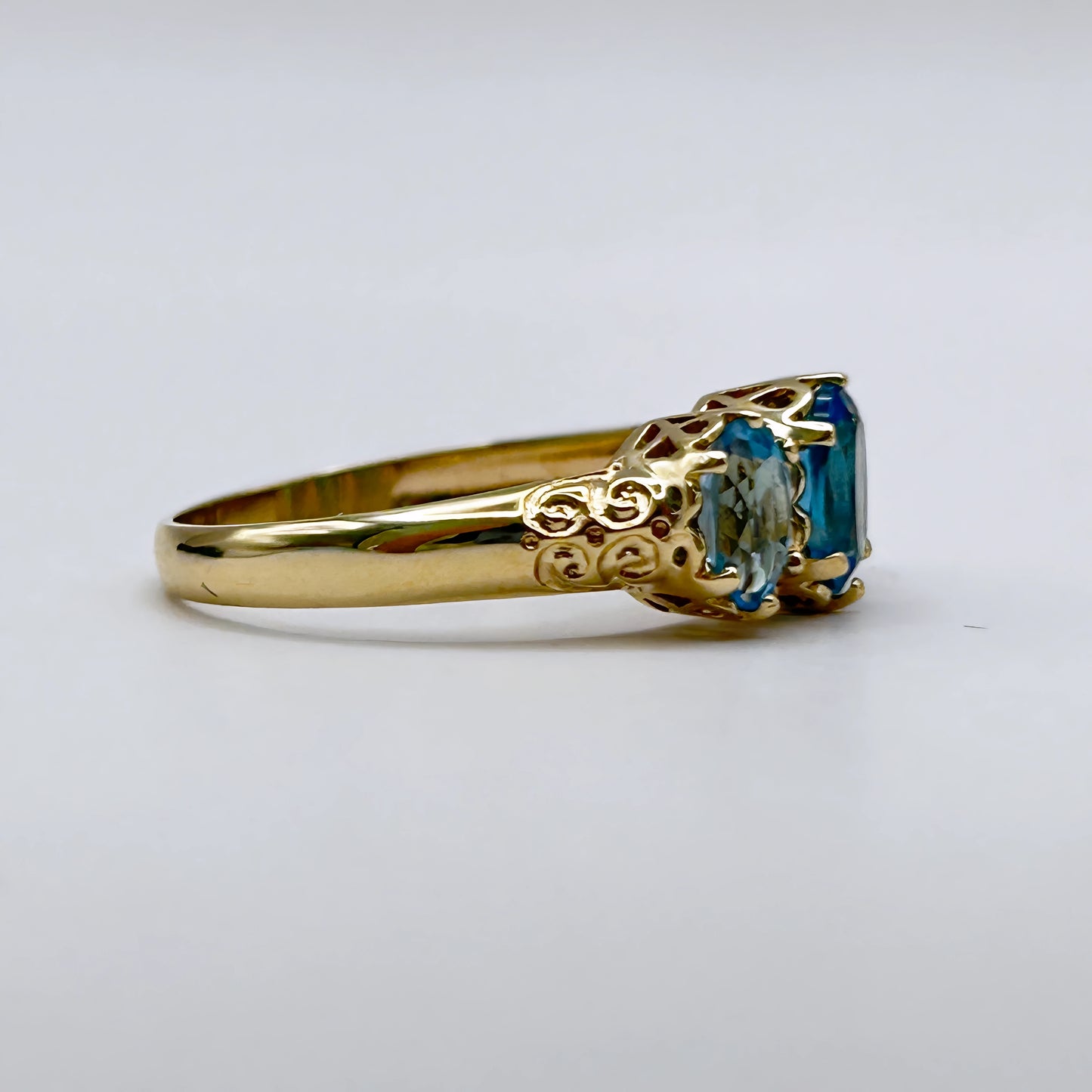 GOLD DEAL | 9kt Gold Celestial Topaz Serenade Ring-Refurbished