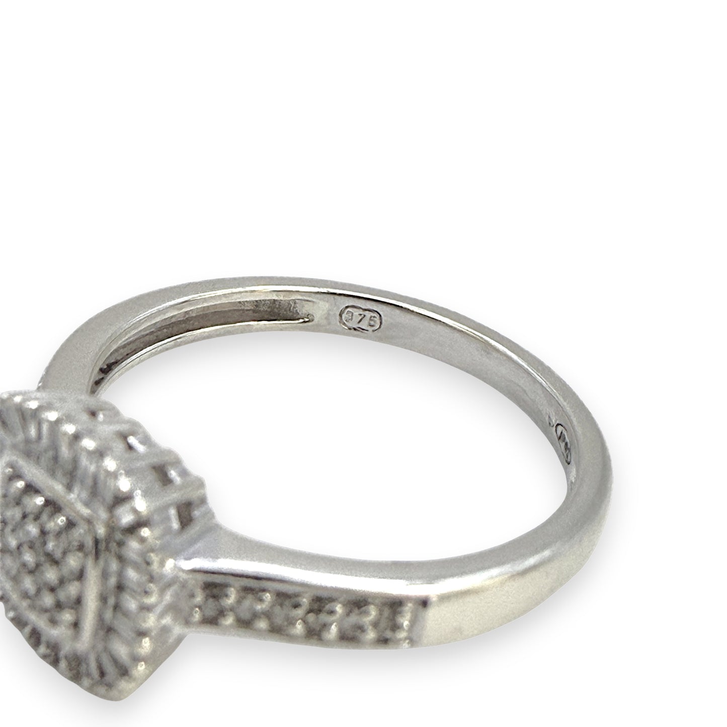 NZGD | 9ct White Gold Celestial Diamond Cluster Ring Size O