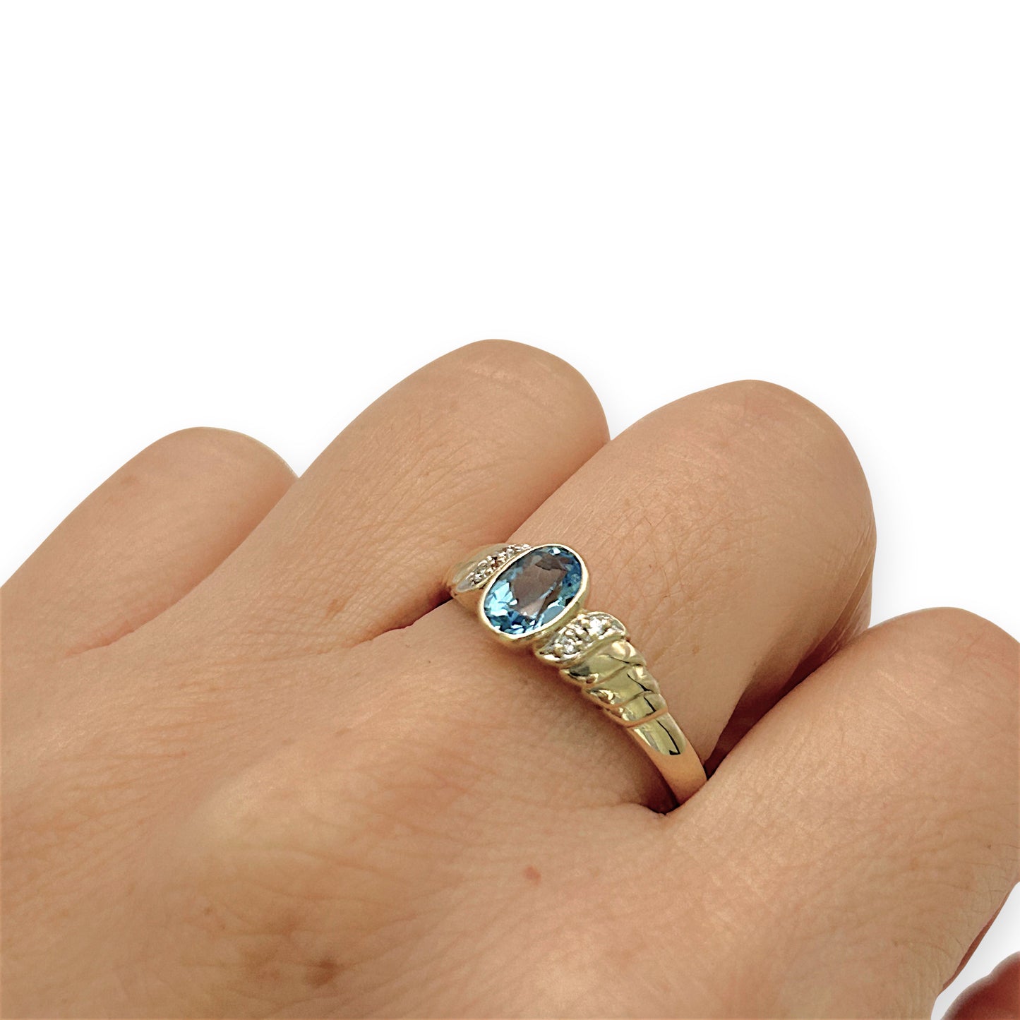 NZGD | 9ct Gold Signature Blue Topaz & Diamond Ring Valuation $1,400