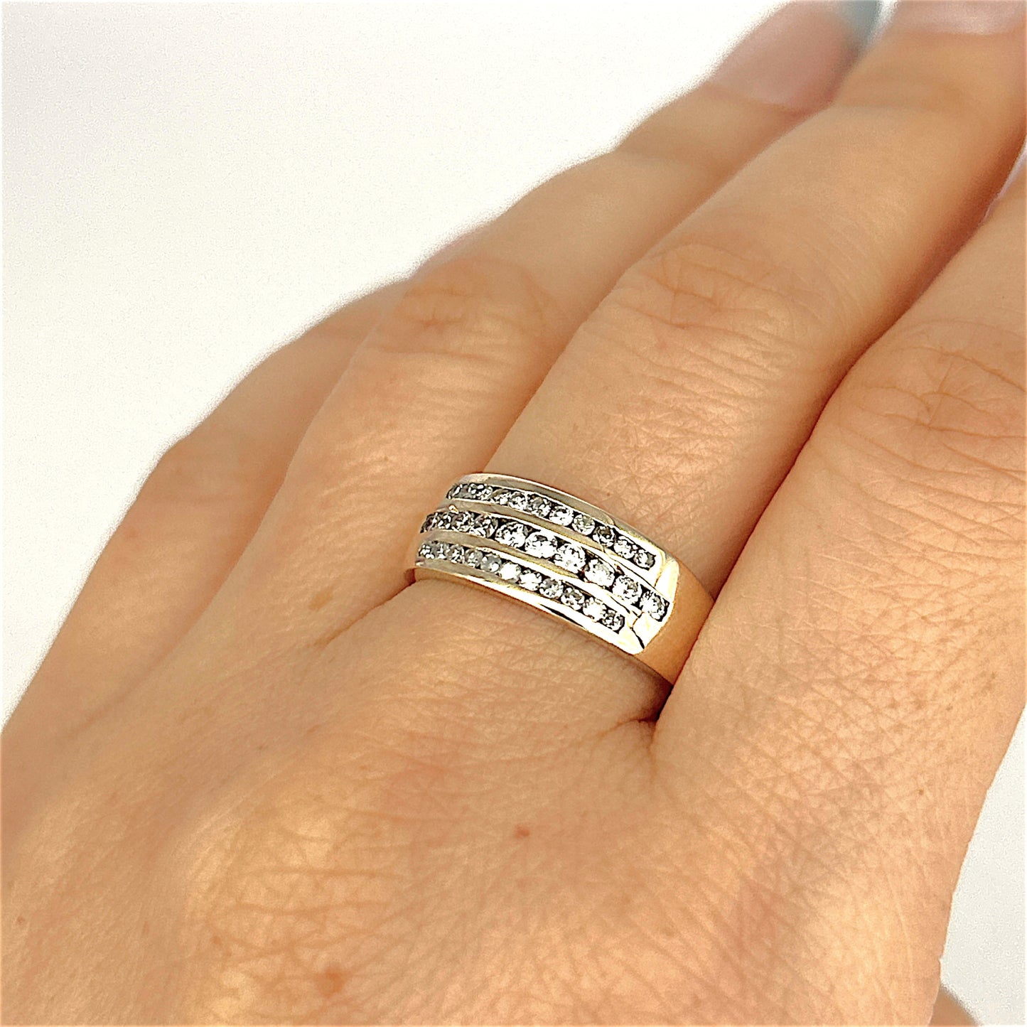 GOLD DEAL | 9ct Gold Refurbished Triluxe Channel Band Ring Size P