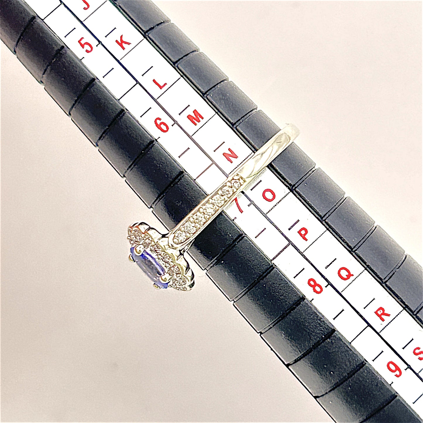 NZGD | 9ct White Gold Tanzanite Petal Crown Ring Size N