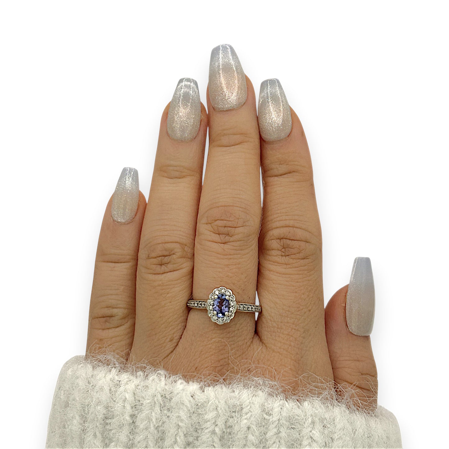 NZGD | 9ct White Gold Tanzanite Petal Crown Ring Size N