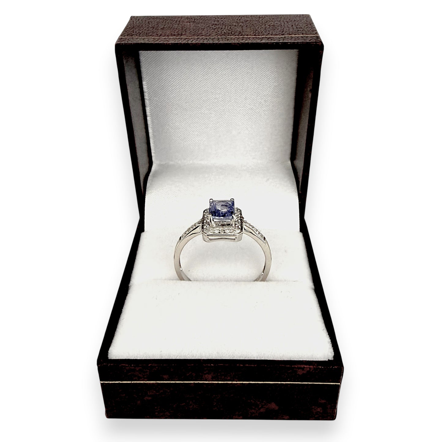 NZGD | 9ct White Gold Ocean‑Mist Sapphire Ring Valuation $2,000