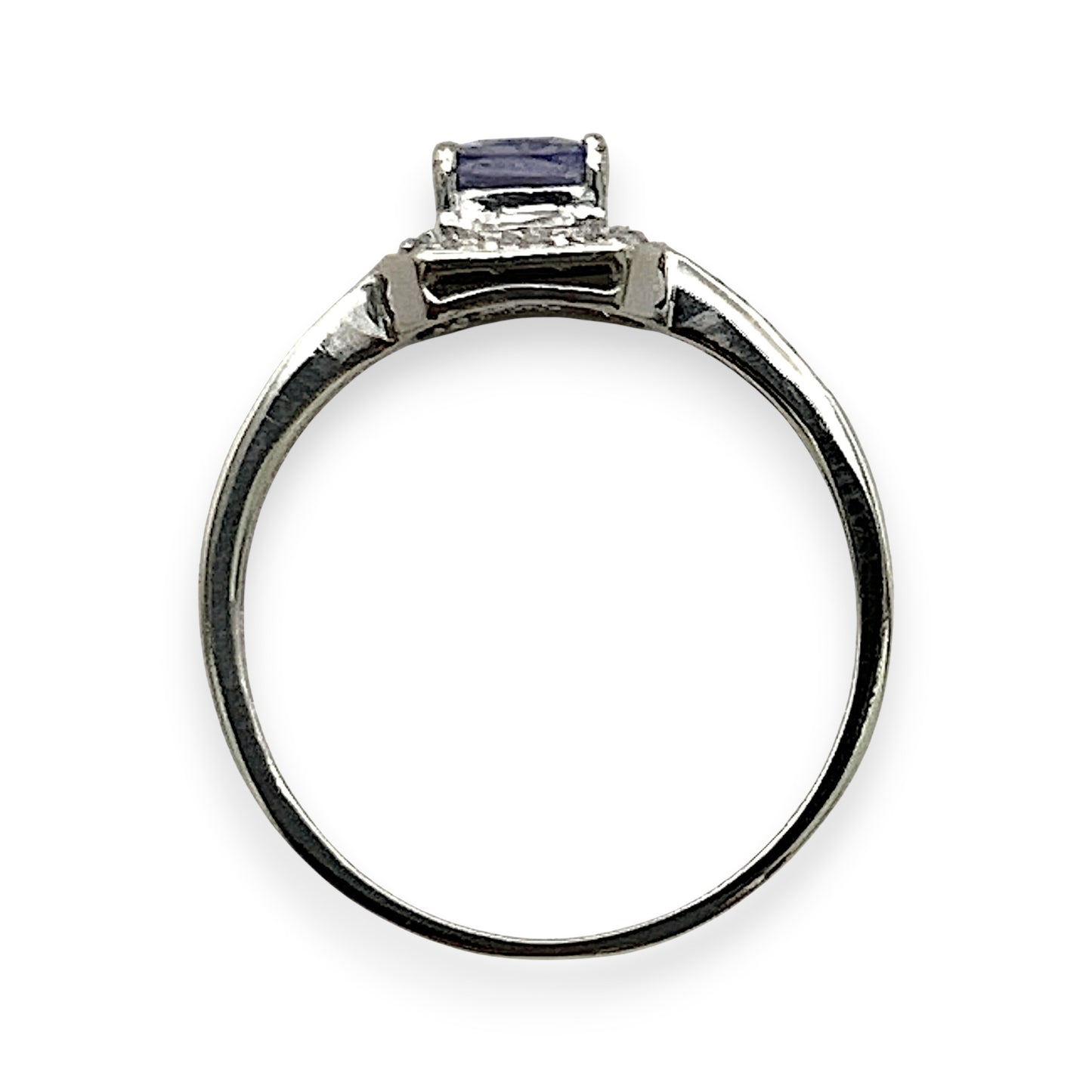 NZGD | 9ct White Gold Ocean‑Mist Sapphire Ring Valuation $2,000