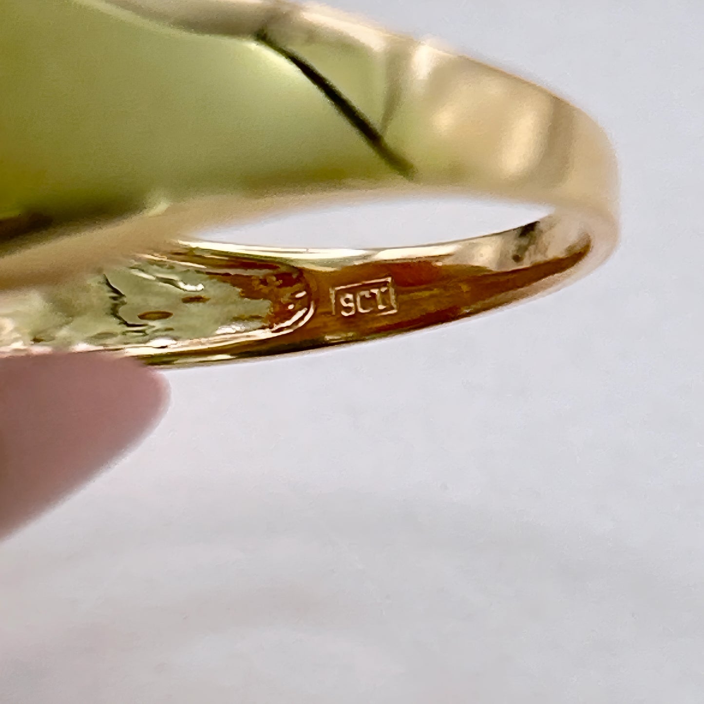 NZGD | 9ct Gold PROUDS Signature Diamond Bar Ring Valuation $2,800