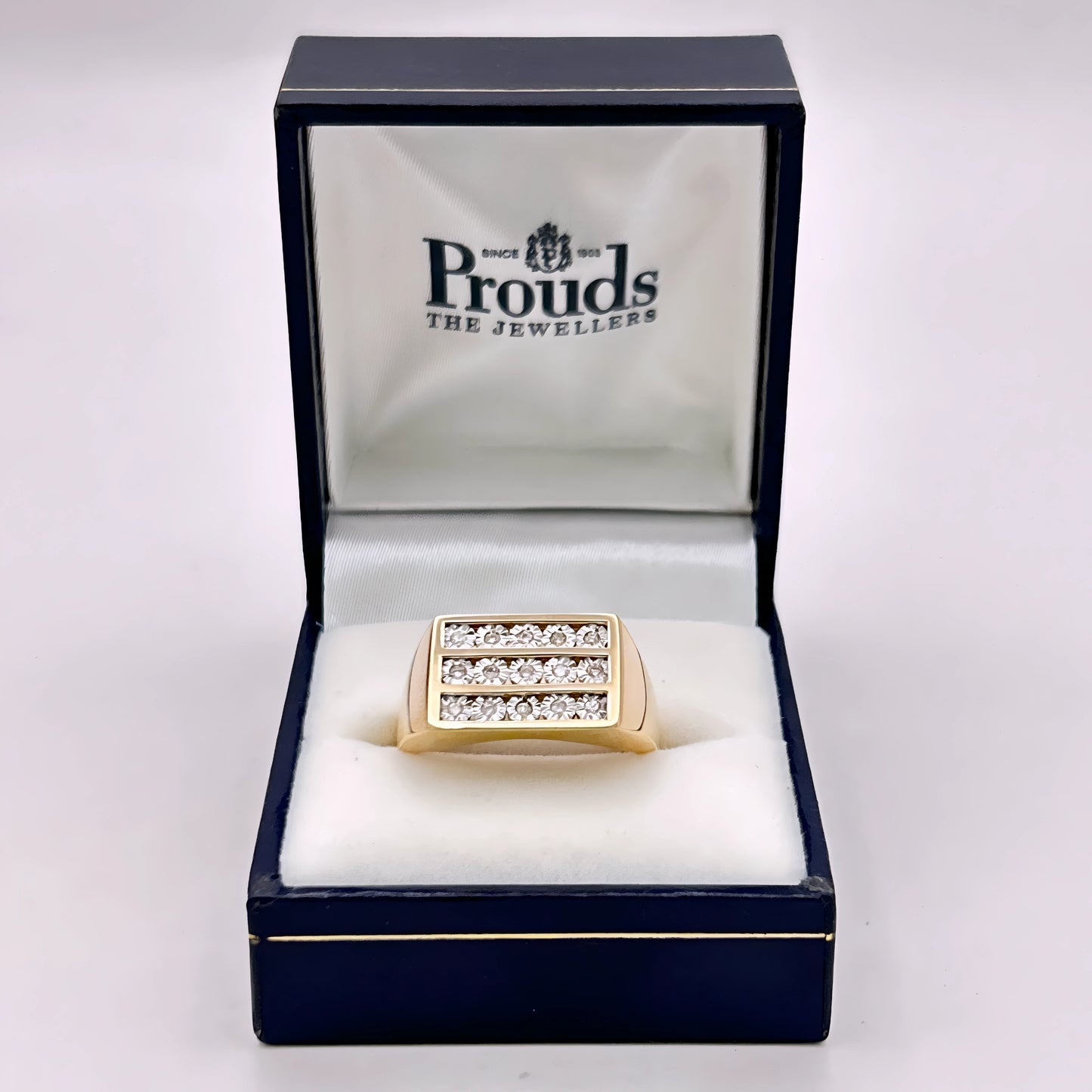 NZGD | 9ct Gold PROUDS Signature Diamond Bar Ring Valuation $2,800