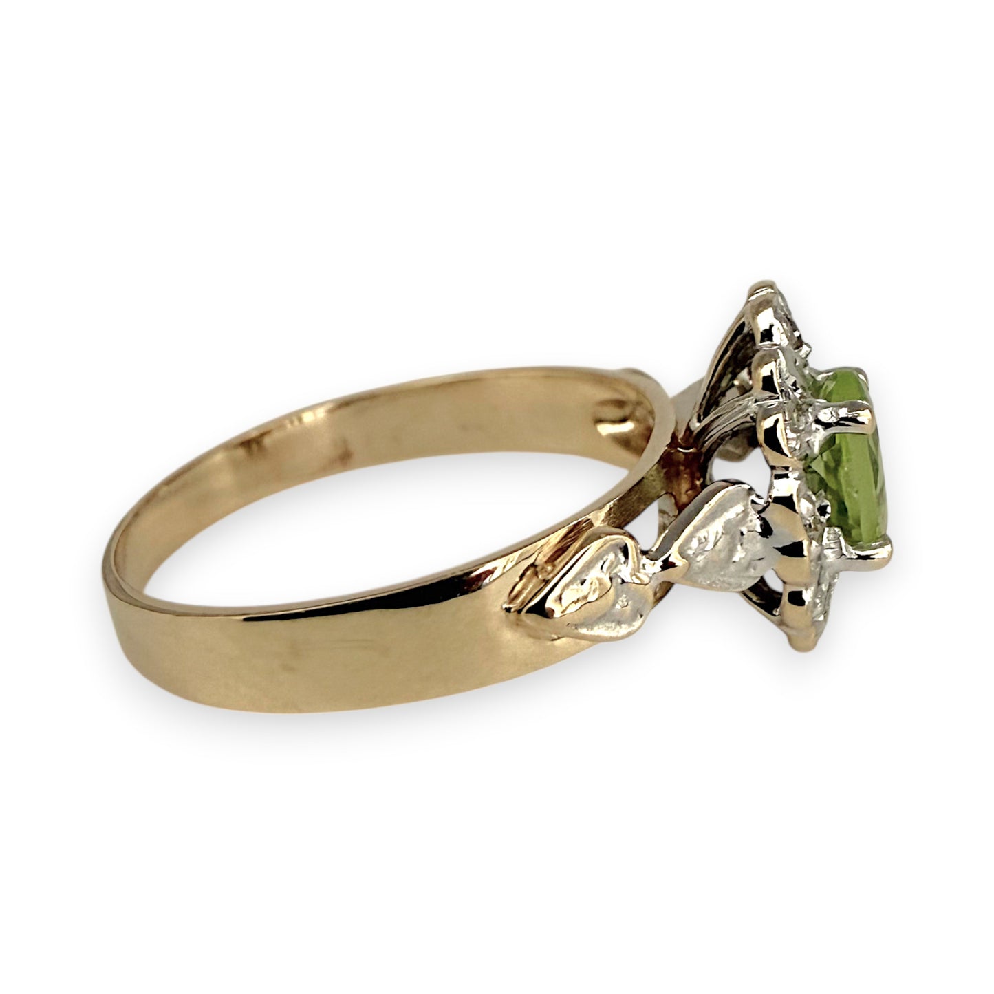 NZGD | 9ct Gold Vintage Verdant Glow Ring Size L