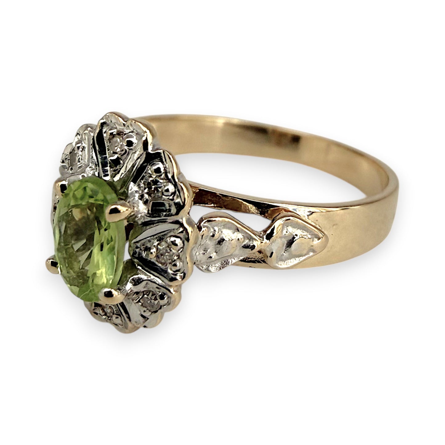 NZGD | 9ct Gold Vintage Verdant Glow Ring Size L
