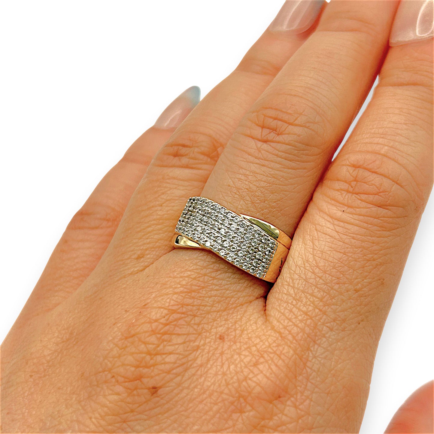 GOLD DEAL | 9kt Gold Swarovski Starlight Wave Ring Valuation $1,750