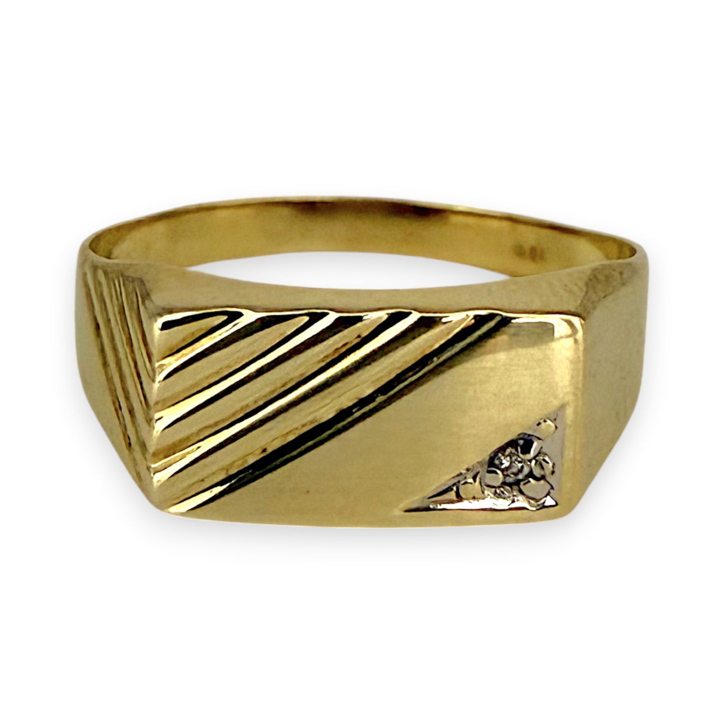 NZGD| 9ct Gold Minimalist Diamond Band Ring Size U