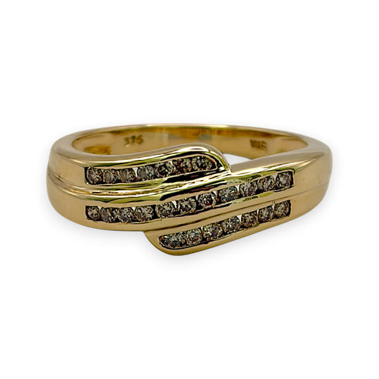 NZGD| 9ct Gold Aurelia Crossover Ring Size M