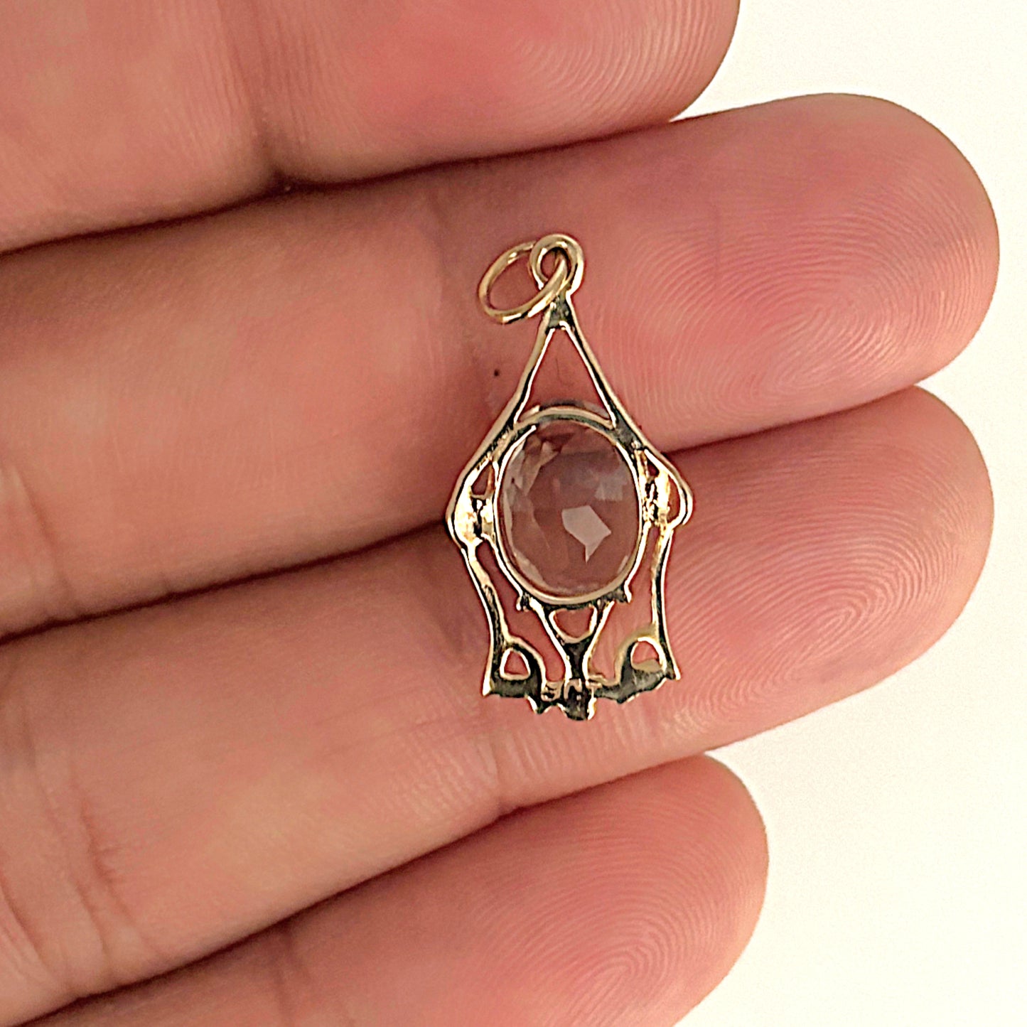 GOLD DEAL | 9kt Gold Vintage Golden Grace Pendant