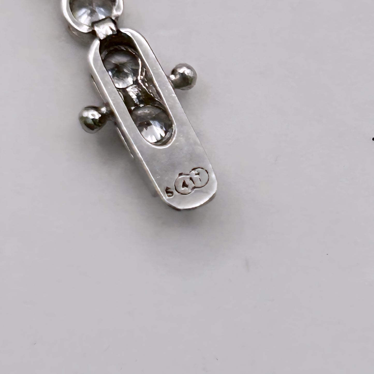 NZGD | 10ct White Gold Celestia Brilliance CZ Tennis Bracelet 21cm