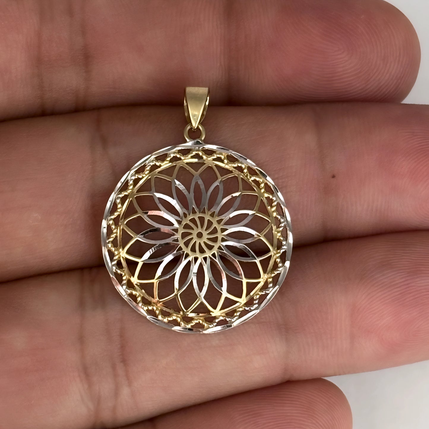 NZGD | 10ct MHJ Golden Harmony 10ct White & Yellow Gold Medallion