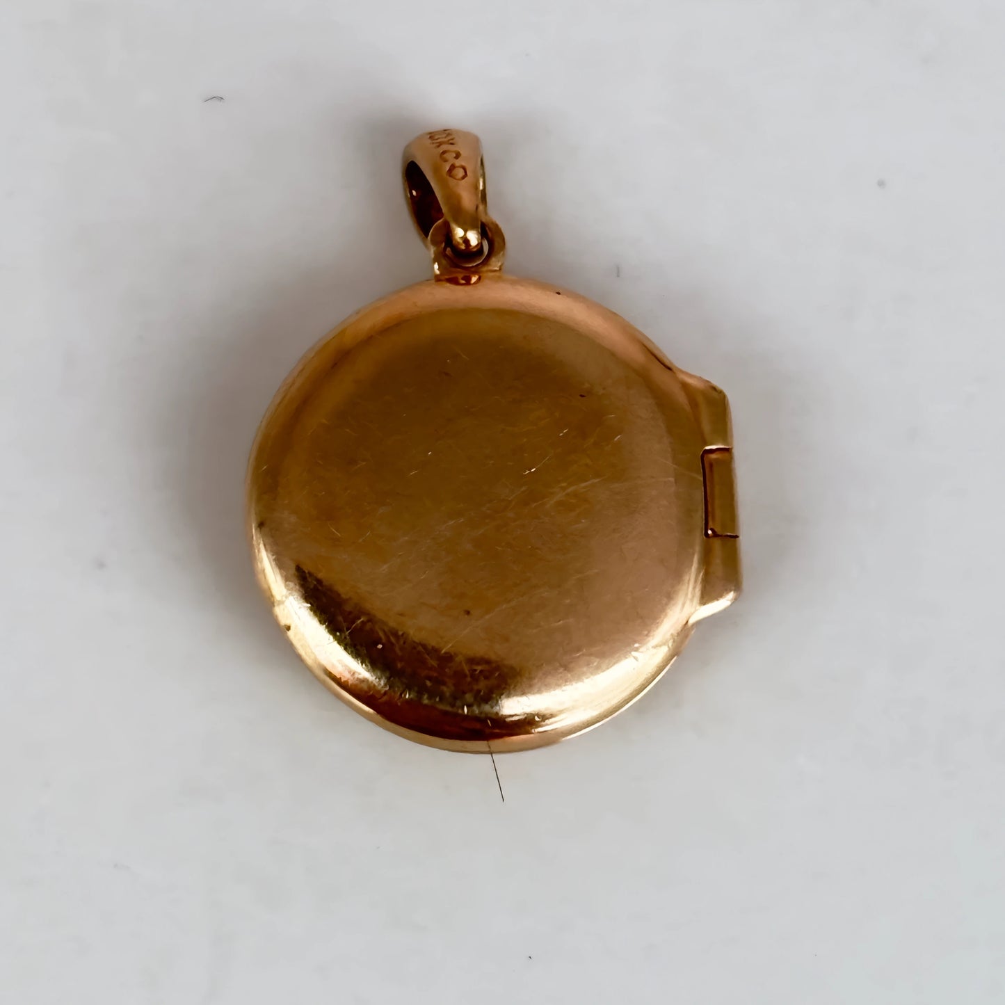 GOLD DEAL | 10ct (10K) Gold Celestial Glow Diamond‑Star Locket Pendant