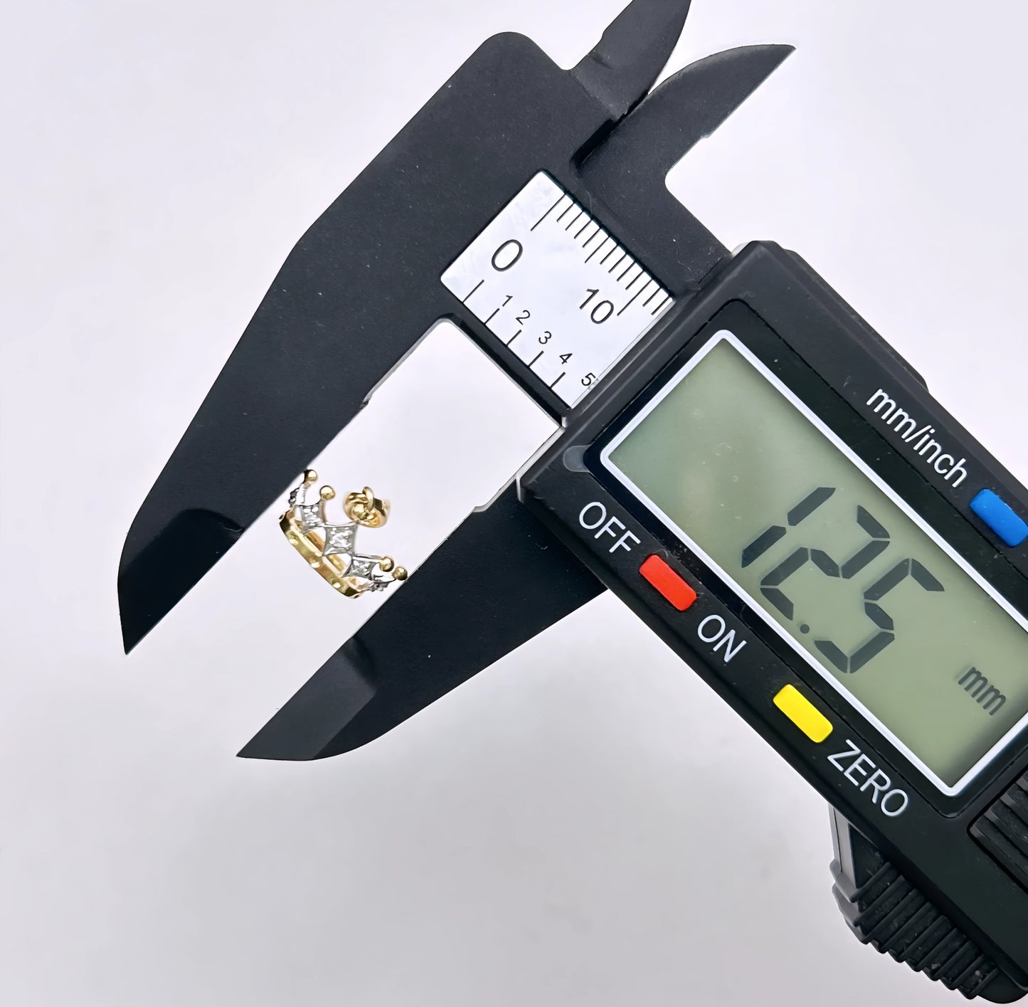 NZGD | 10ct (10K) MHJ Regal Spark Crown Pendant