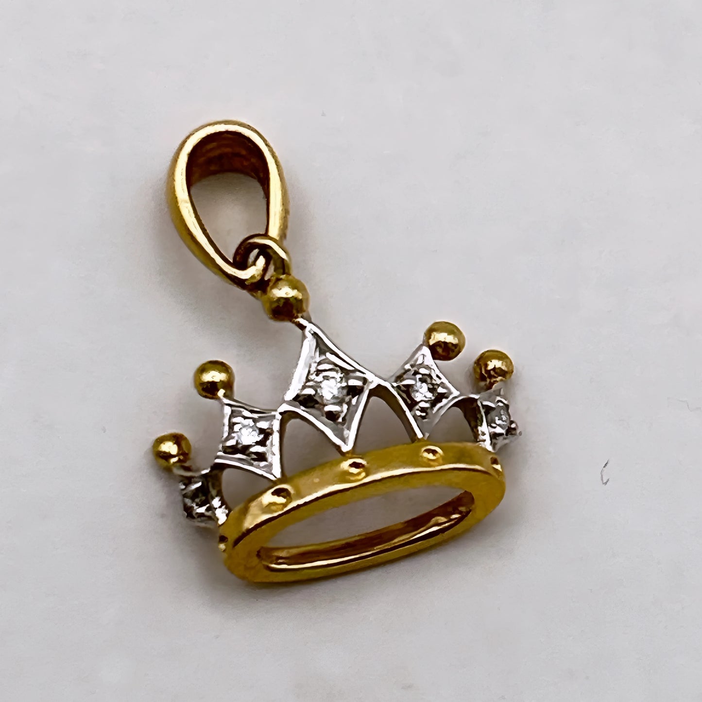 NZGD | 10ct (10K) MHJ Regal Spark Crown Pendant