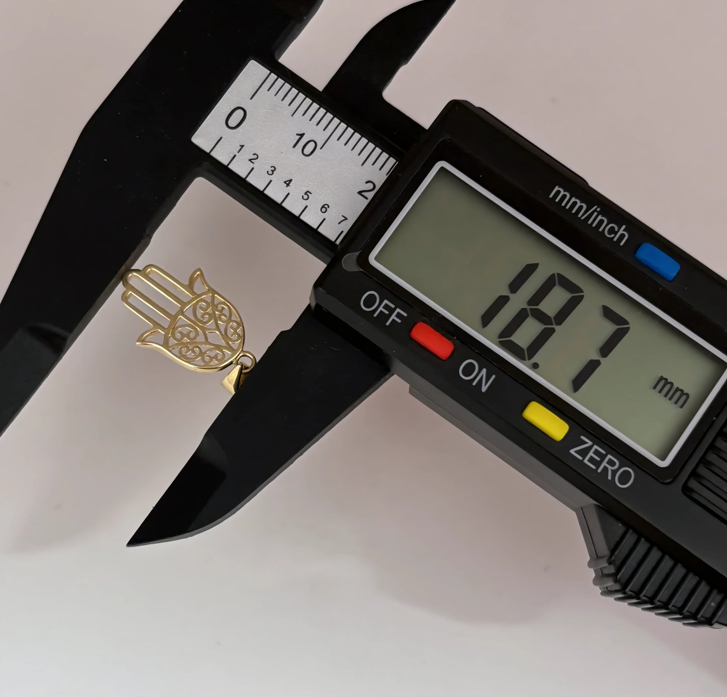 NZGD | 10ct Gold MHJ Golden Guardian Filigree Hamsa Pendant