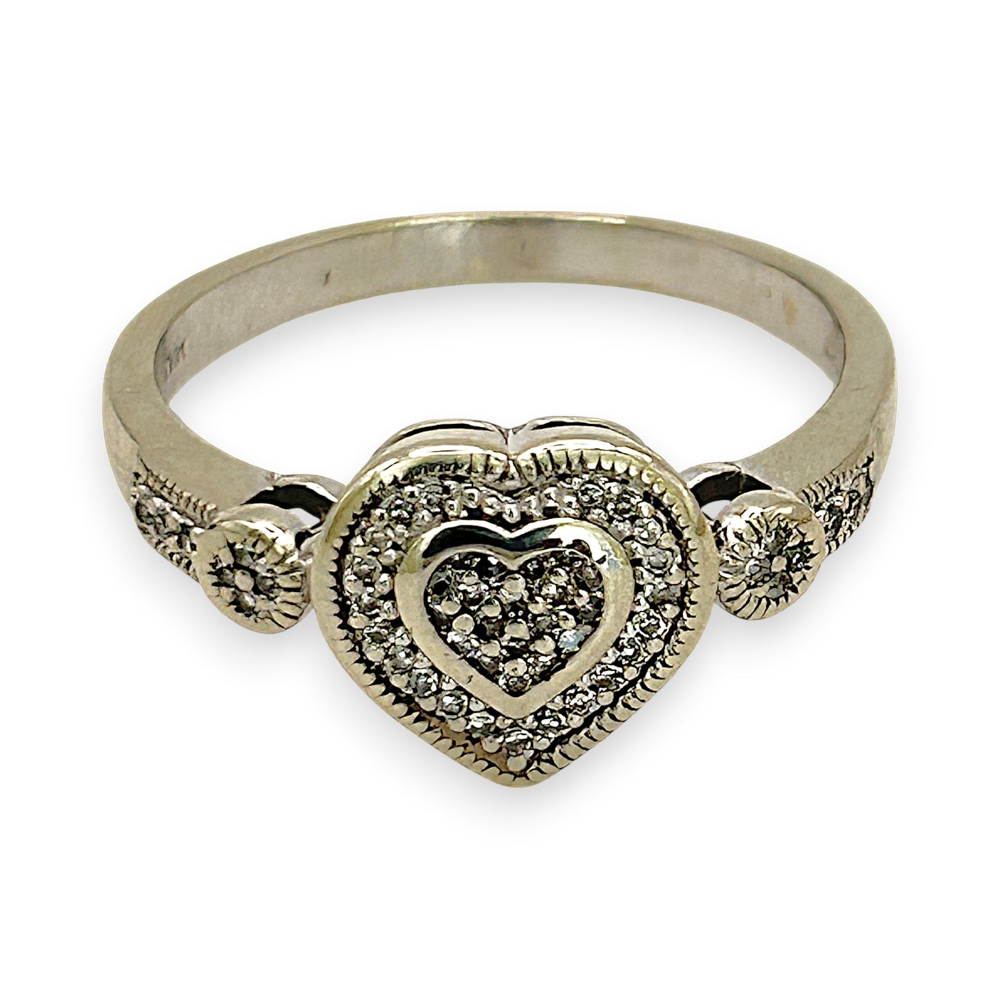 NZGD | 10ct White Gold Michael Hill Ring Valuation $2,700 - Snowlight Diamond Heart