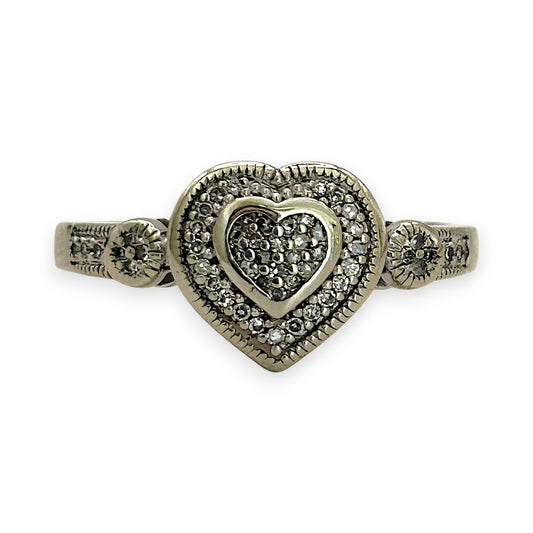 NZGD | 10ct White Gold Michael Hill Ring Valuation $2,700 - Snowlight Diamond Heart