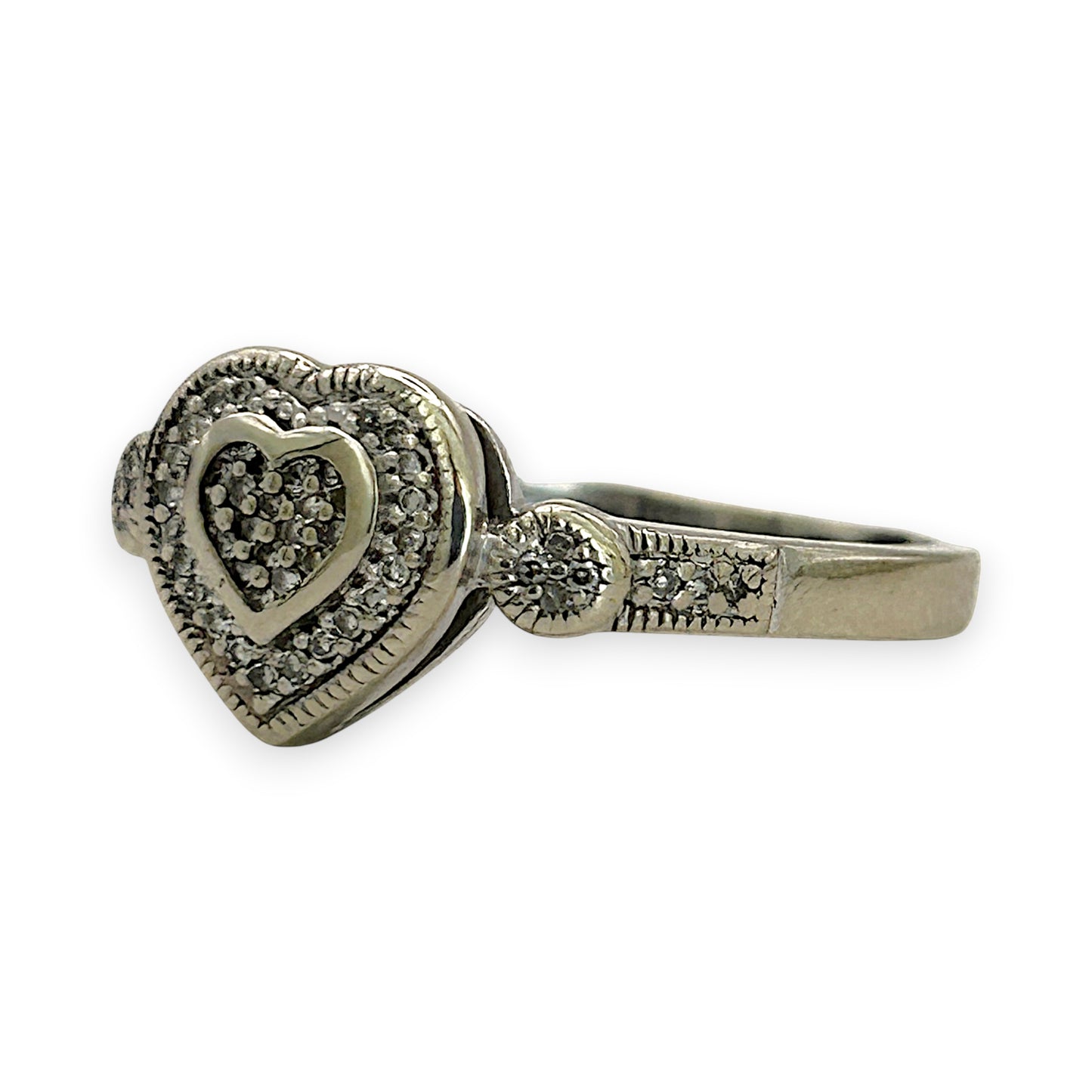 NZGD | 10ct White Gold Michael Hill Ring Valuation $2,700 - Snowlight Diamond Heart