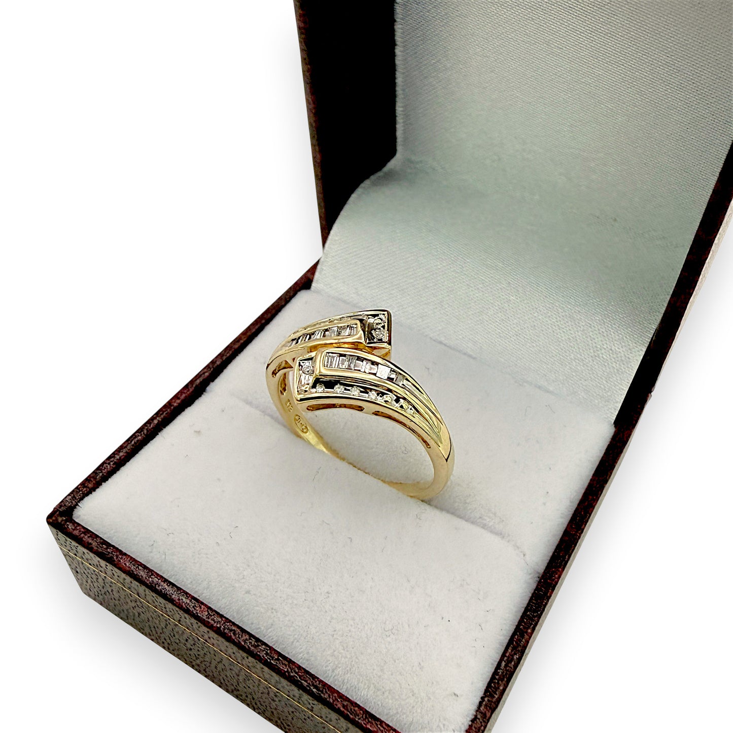 NZGD | 9ct Gold Diamond Double‑Row Crossover Ring Size O