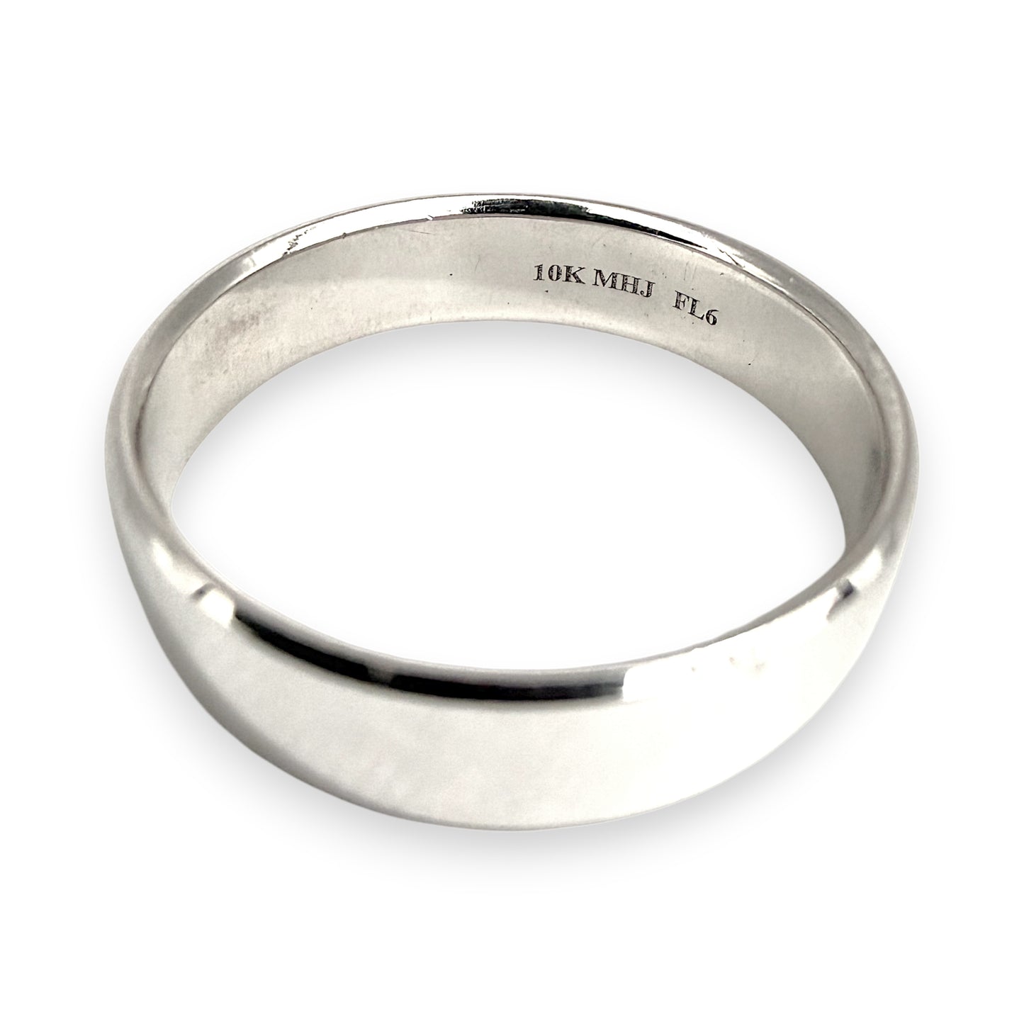 NZGD | 10ct White Gold Minimalist Pureline Band Ring Size Z