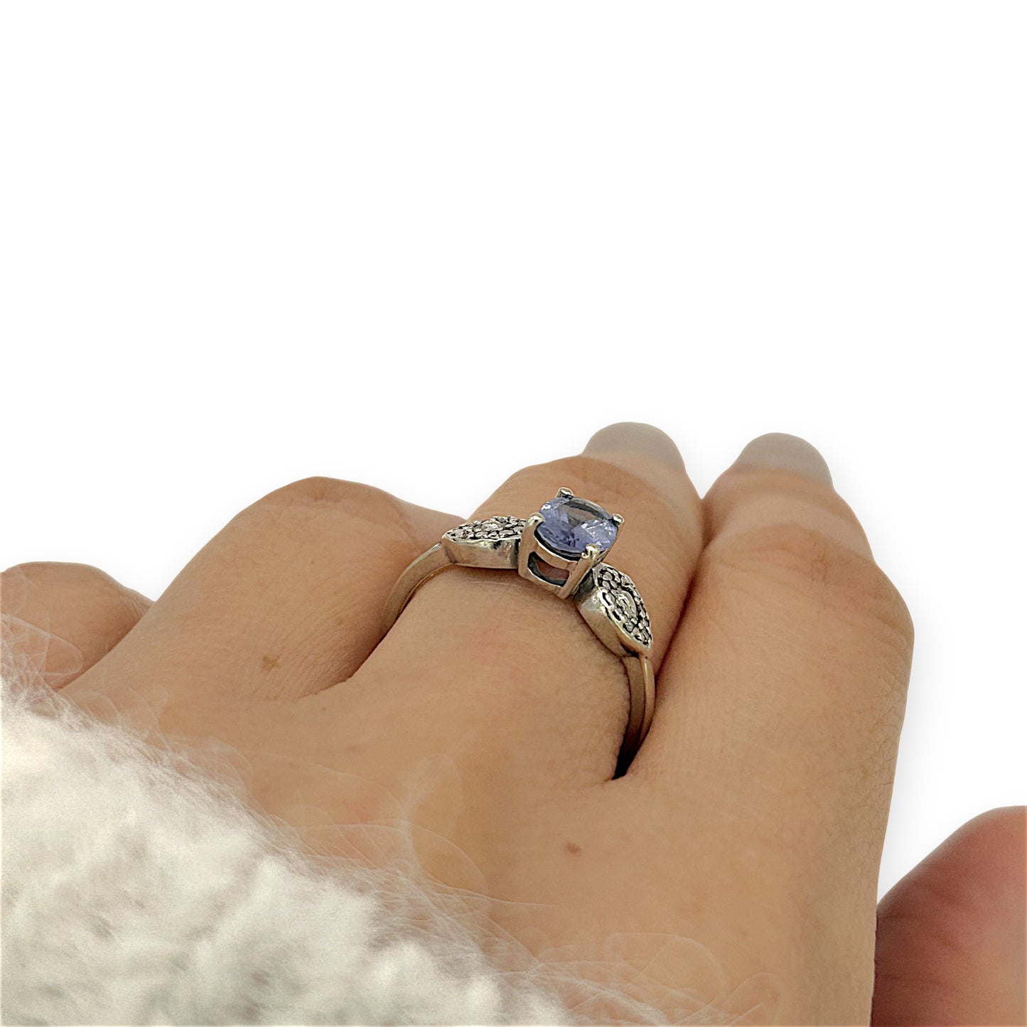 NZGD | 10ct Gold Frosted Indigo Elegance Ring Size N