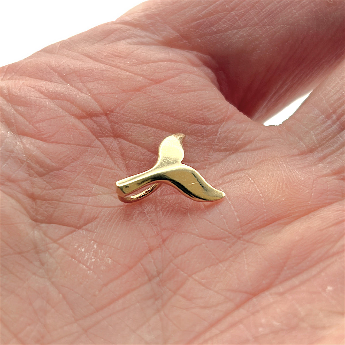 NZGD | 14K Gold Pacific Spirit Whale Tail Pendant 11.5cm
